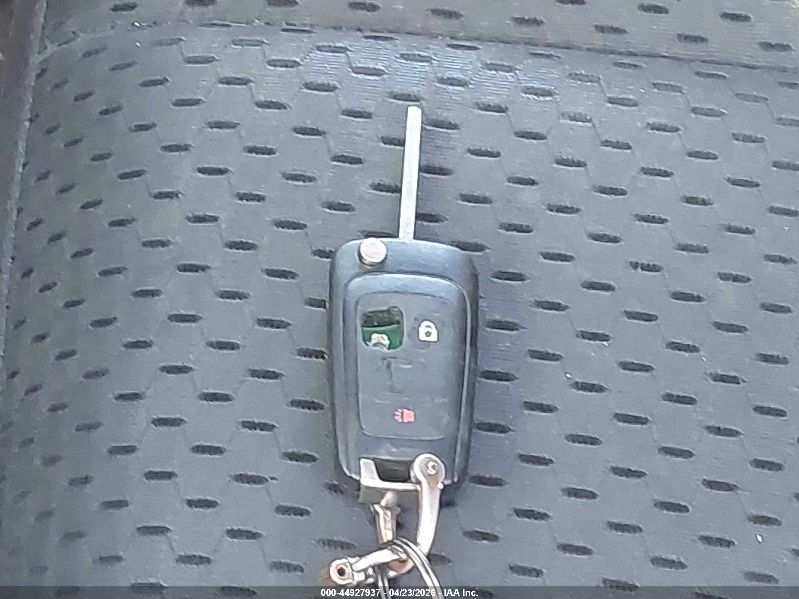 GMC TERRAIN image 11