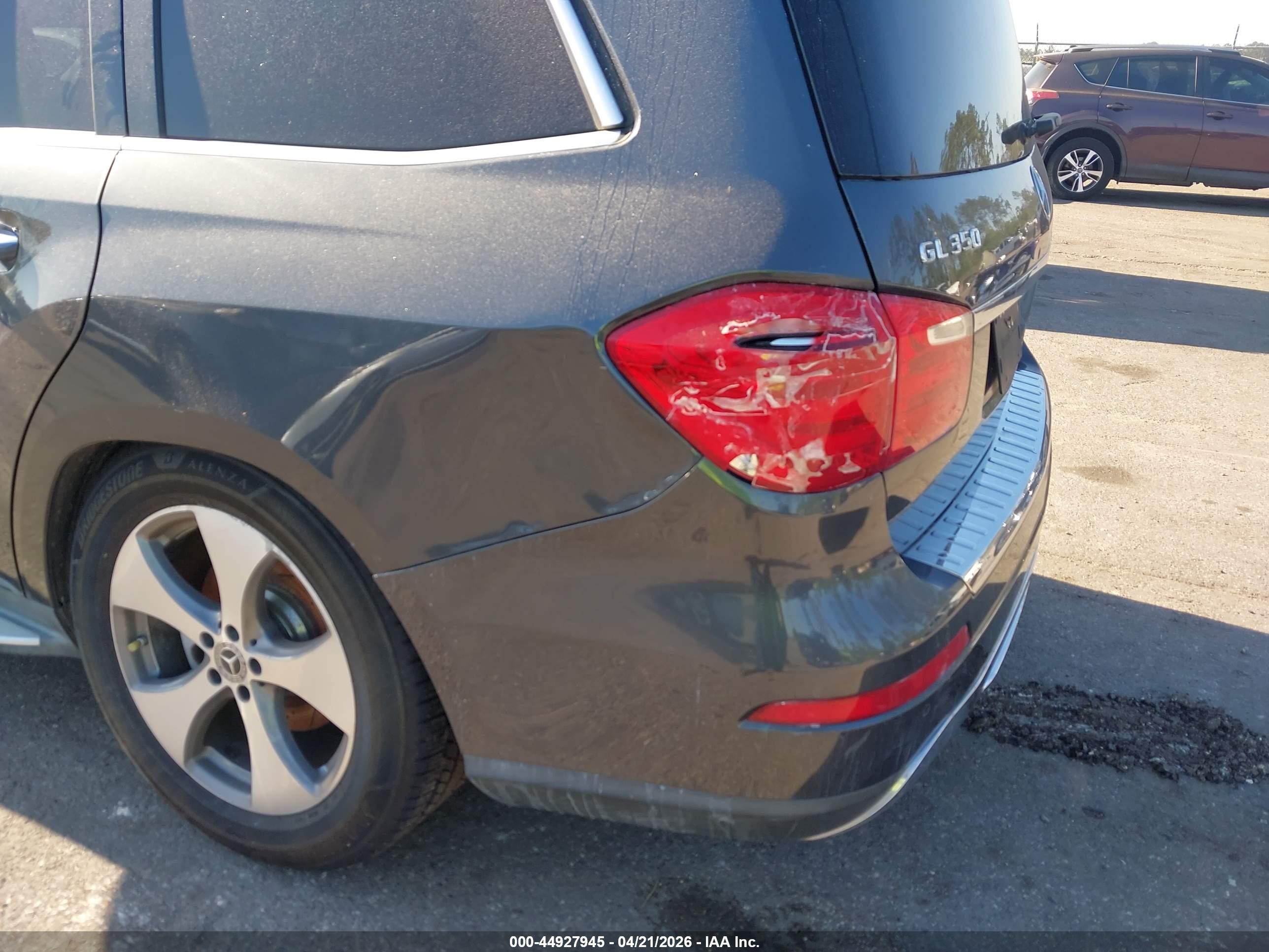 MERCEDES-BENZ GL image 6