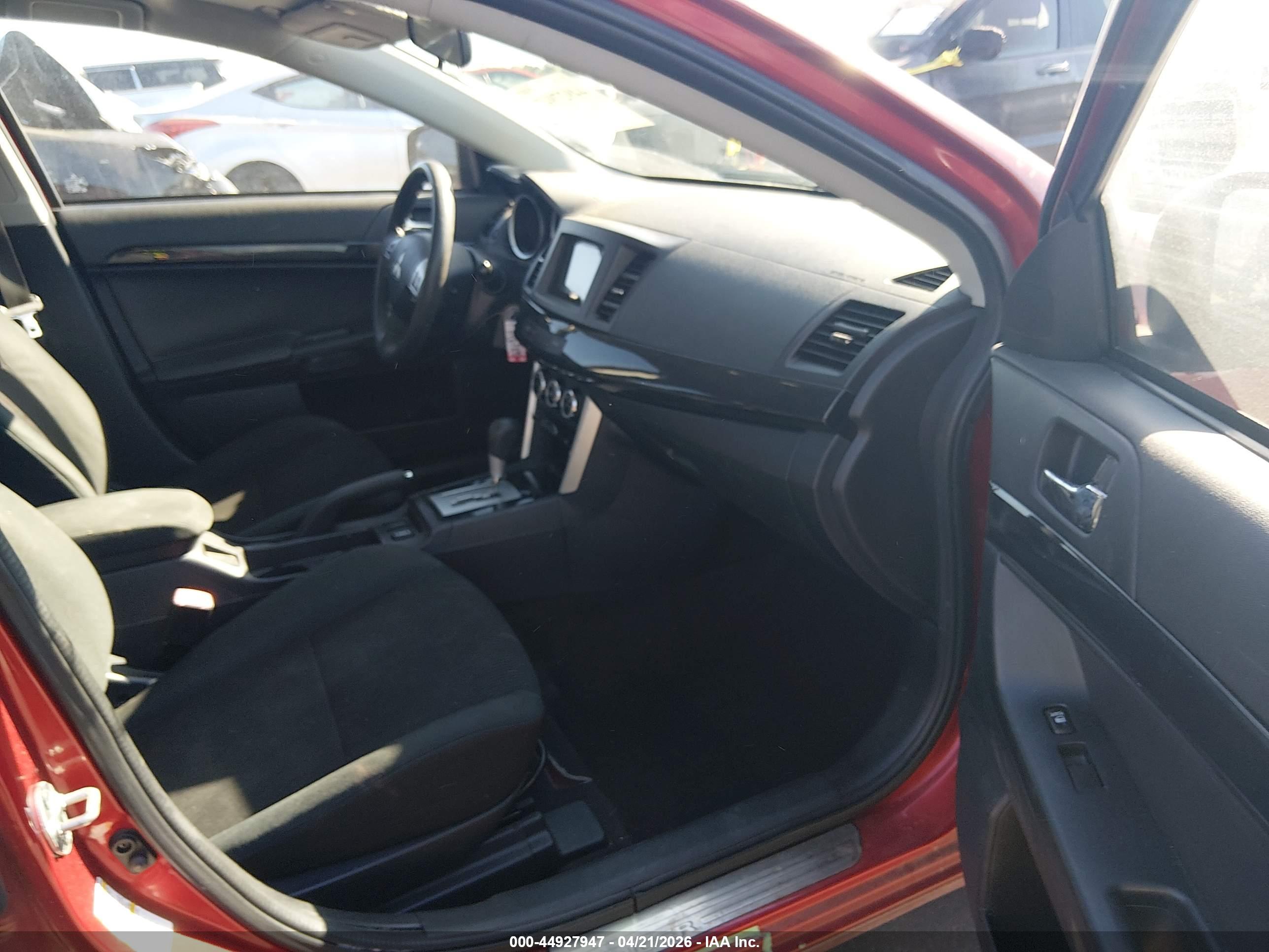 MITSUBISHI LANCER image 5