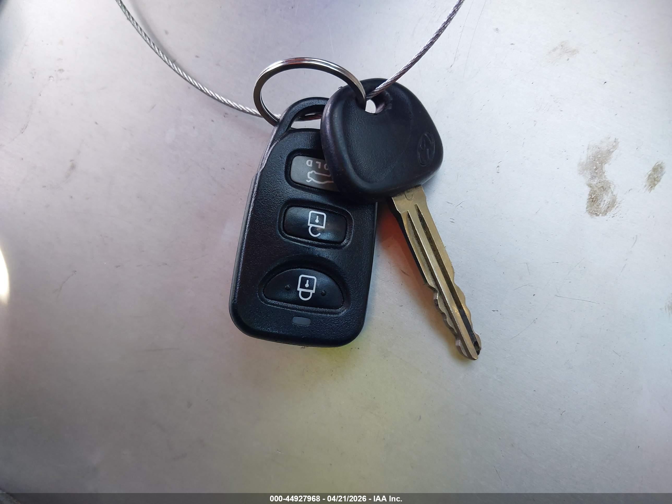 HYUNDAI ELANTRA image 11