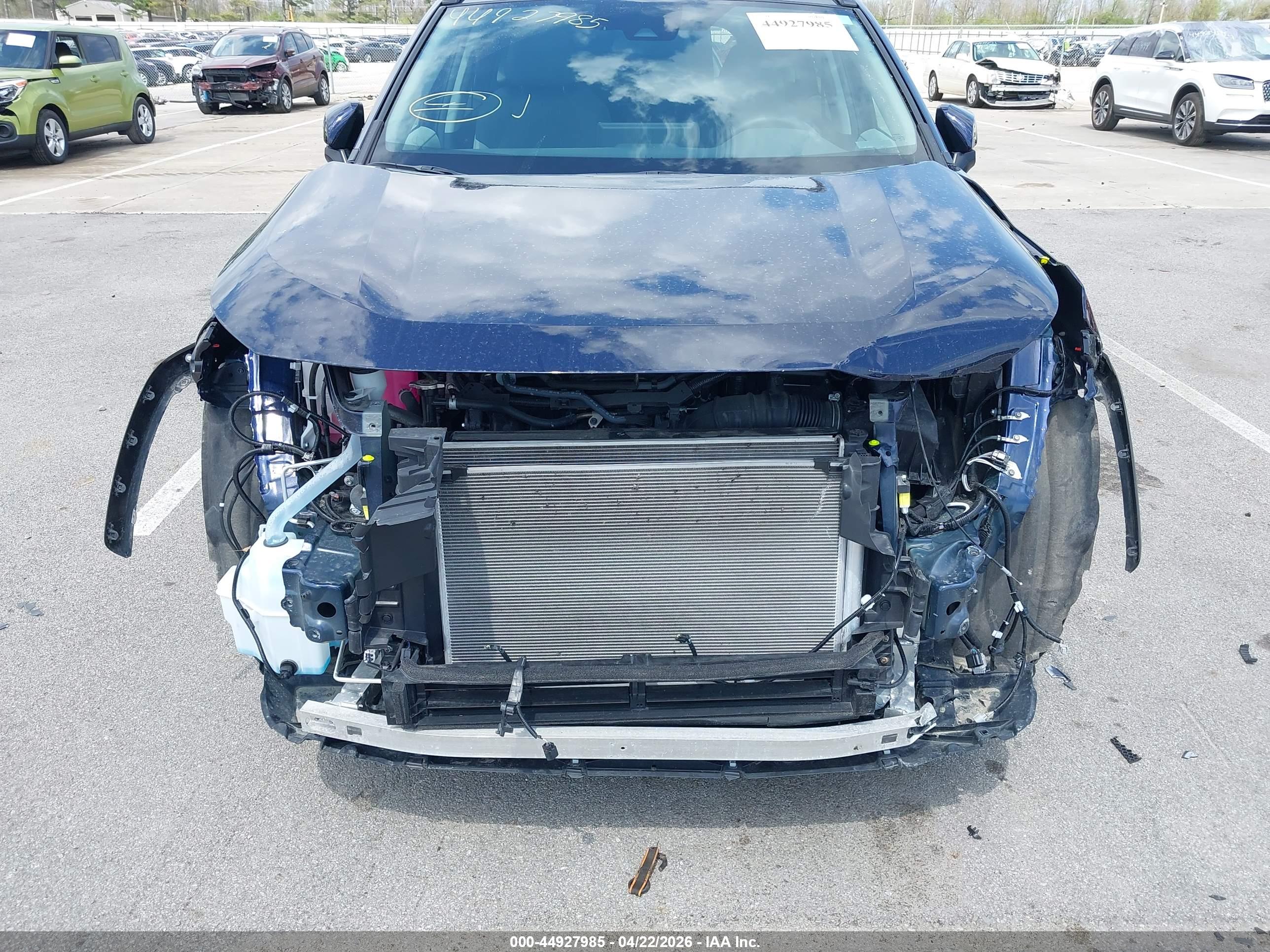 TOYOTA RAV4 image 6