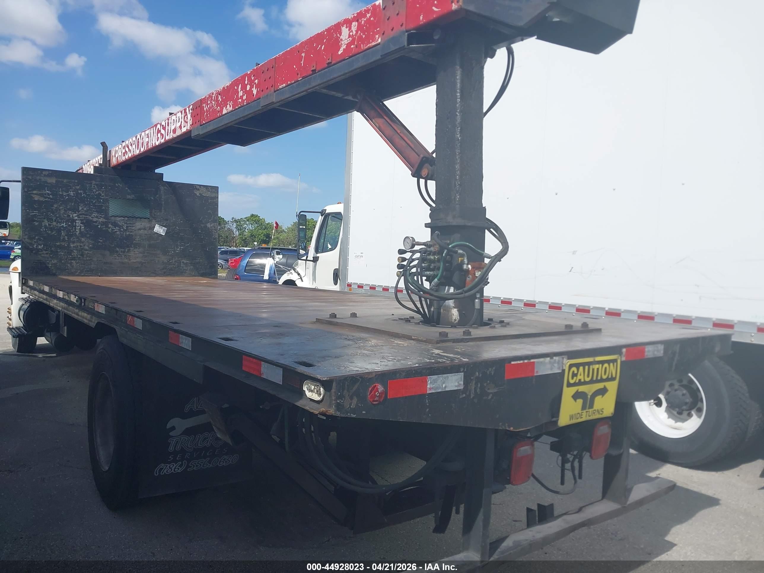 INTERNATIONAL 4000 image 3
