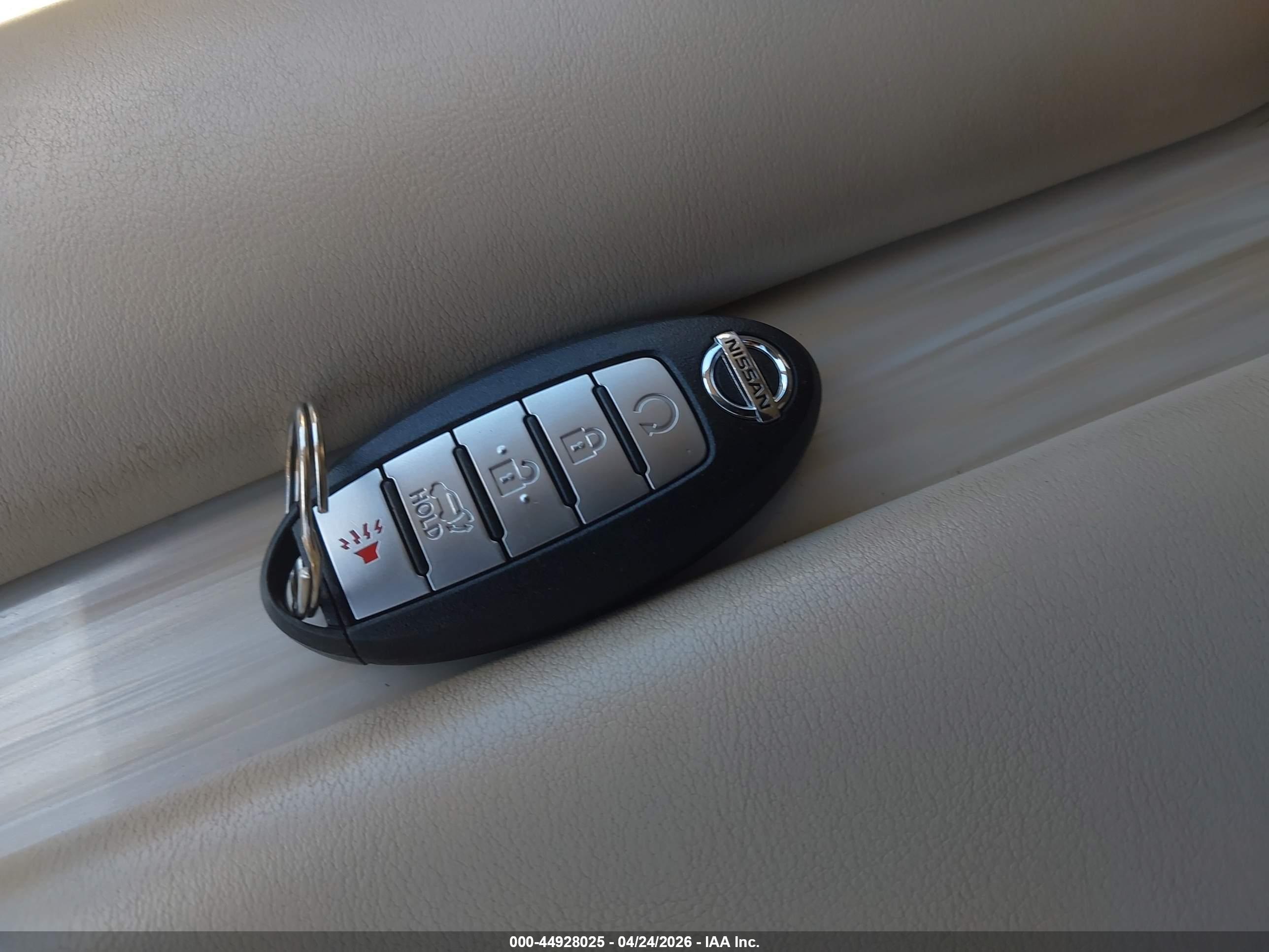 NISSAN MURANO image 11
