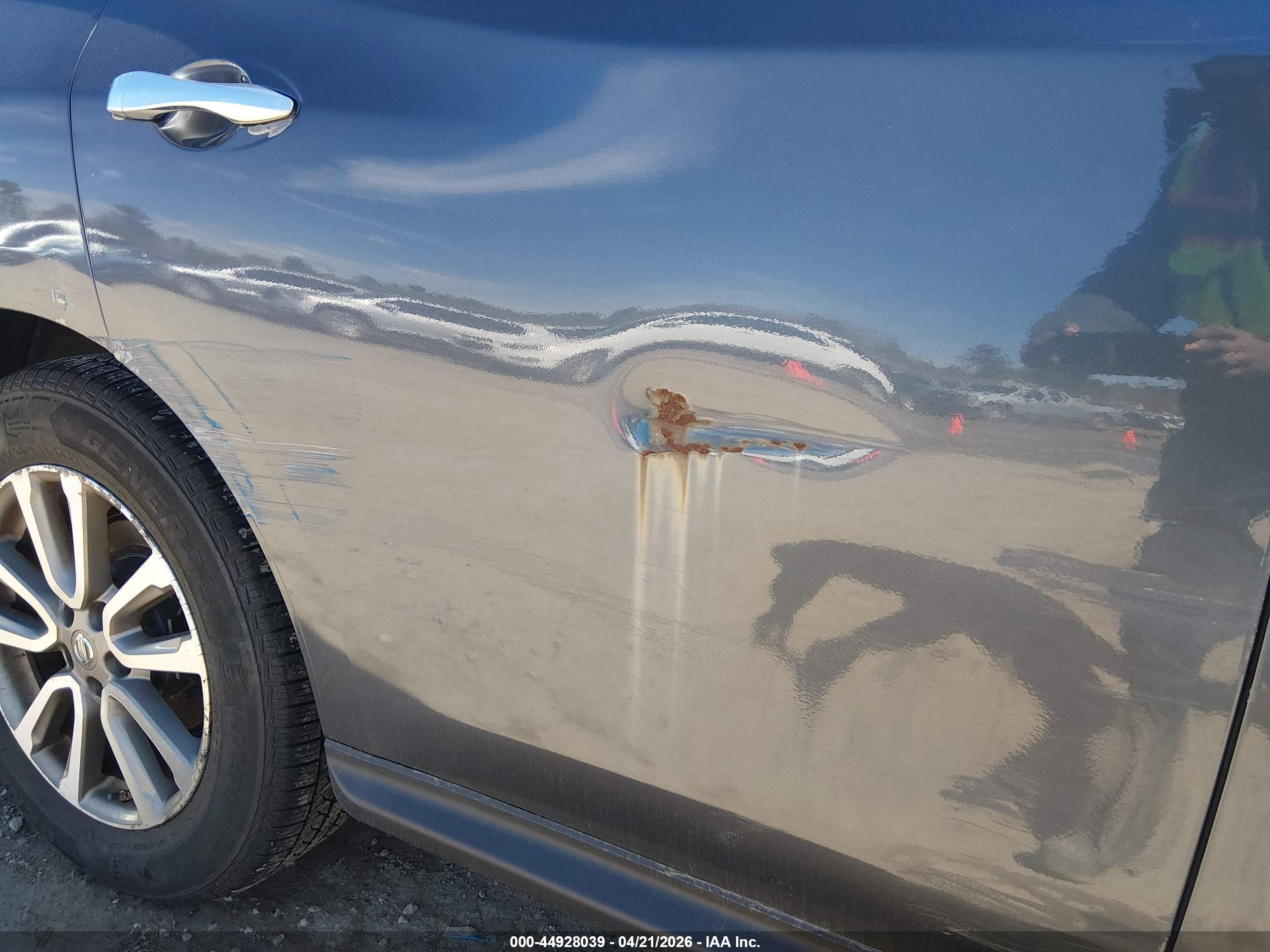 NISSAN PATHFINDER image 6