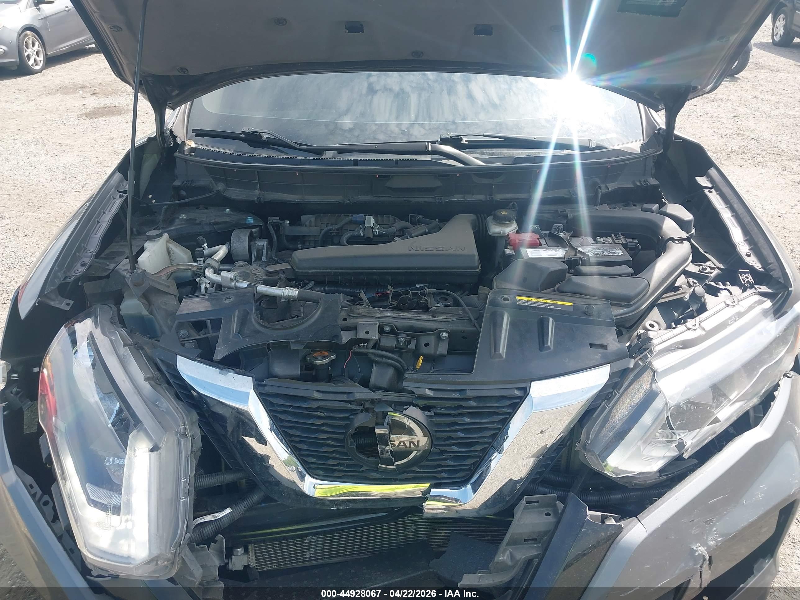NISSAN ROGUE image 10