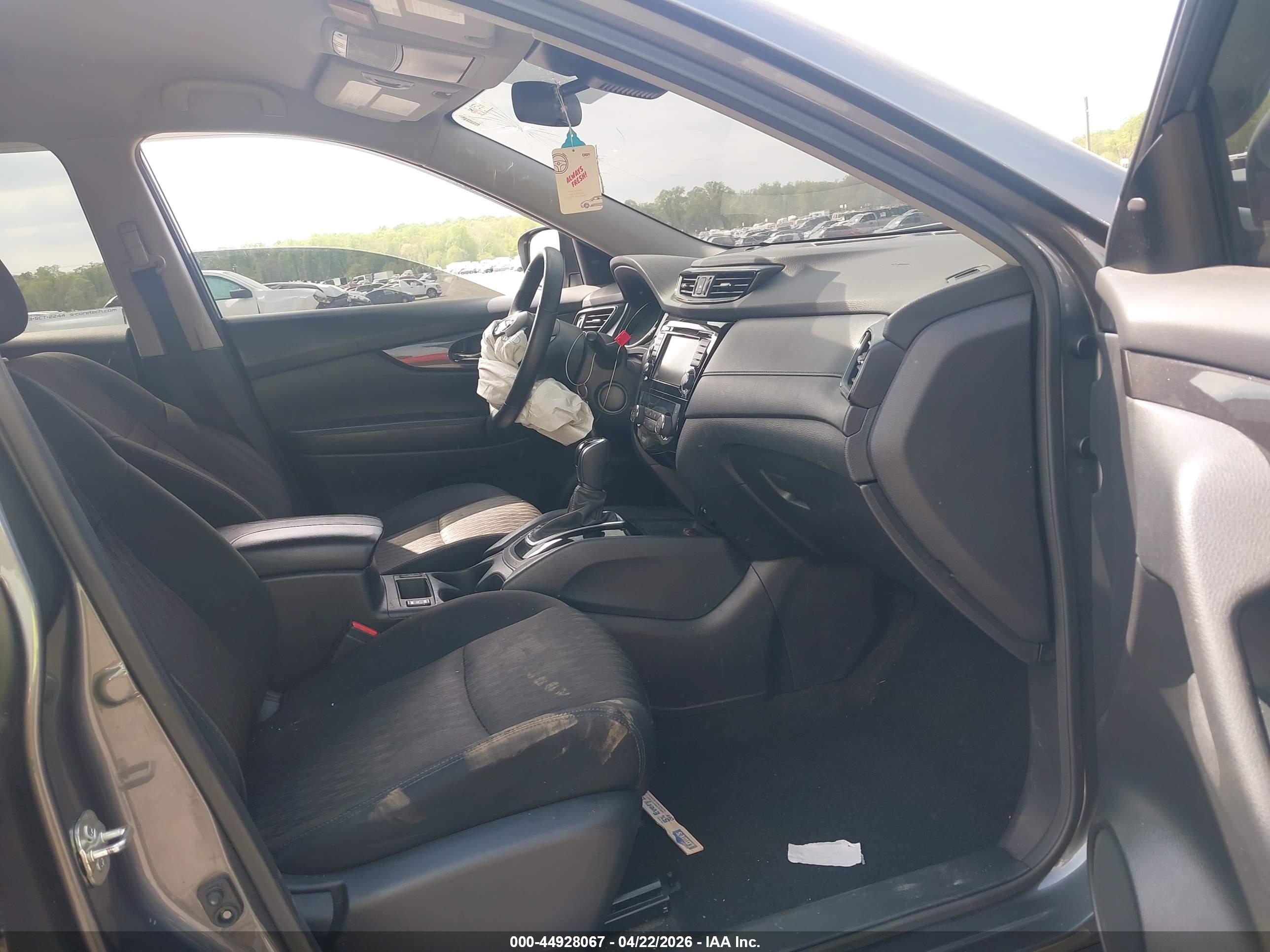 NISSAN ROGUE image 5