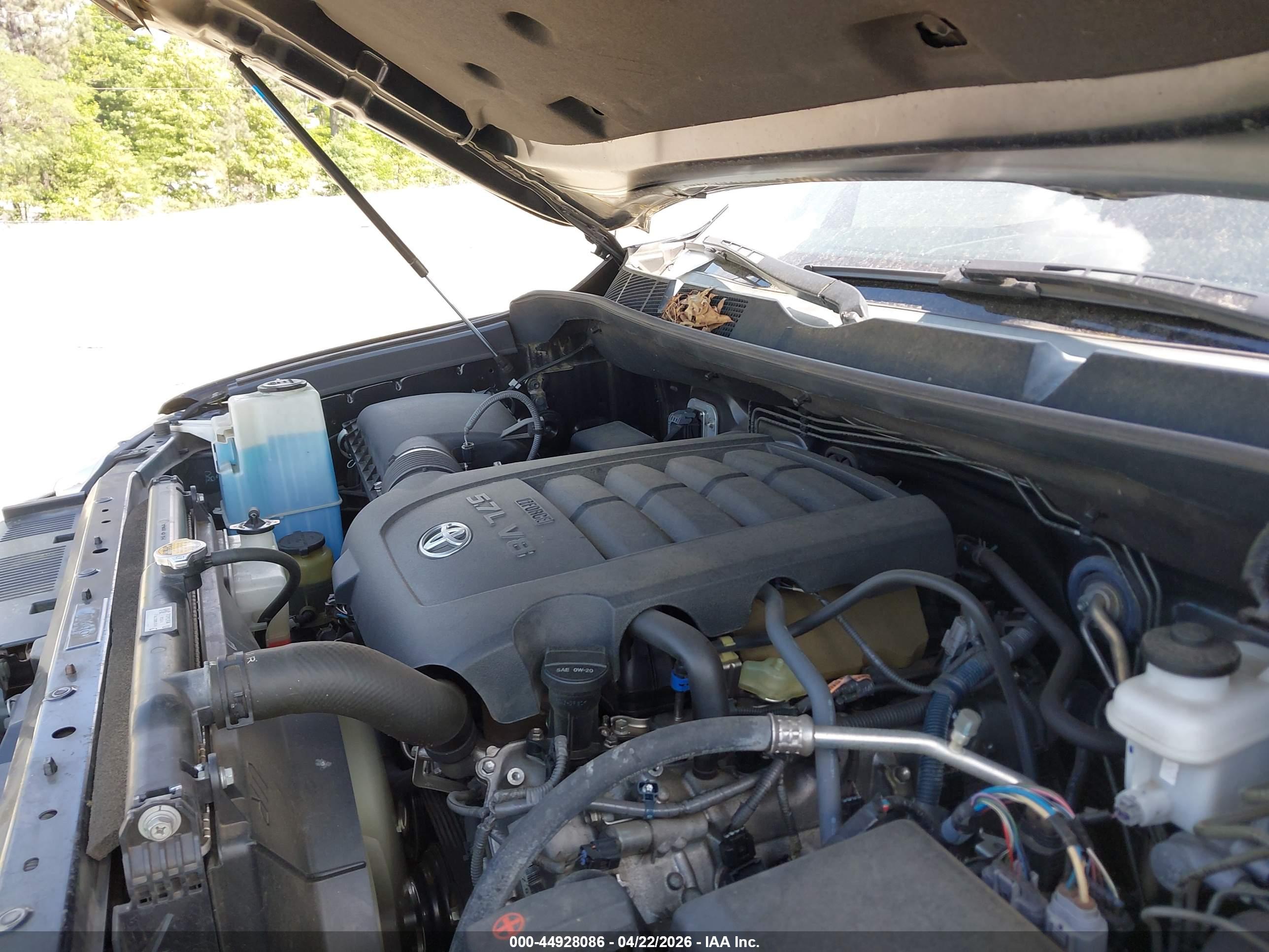 TOYOTA TUNDRA image 10