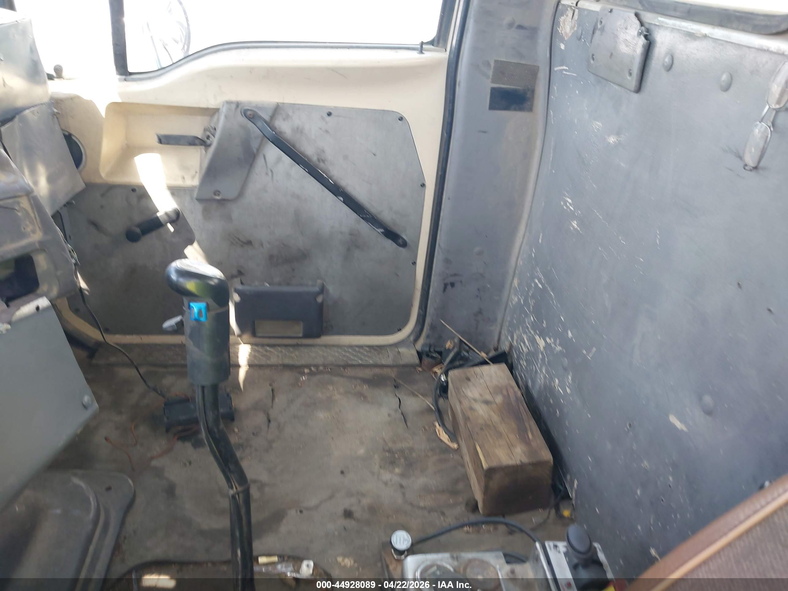 STERLING TRUCK image 7