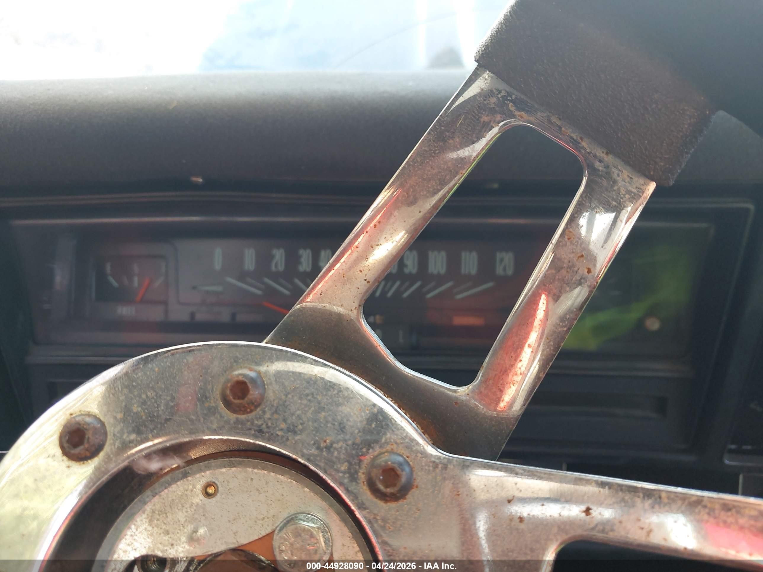 CHEVROLET NOVA image 7