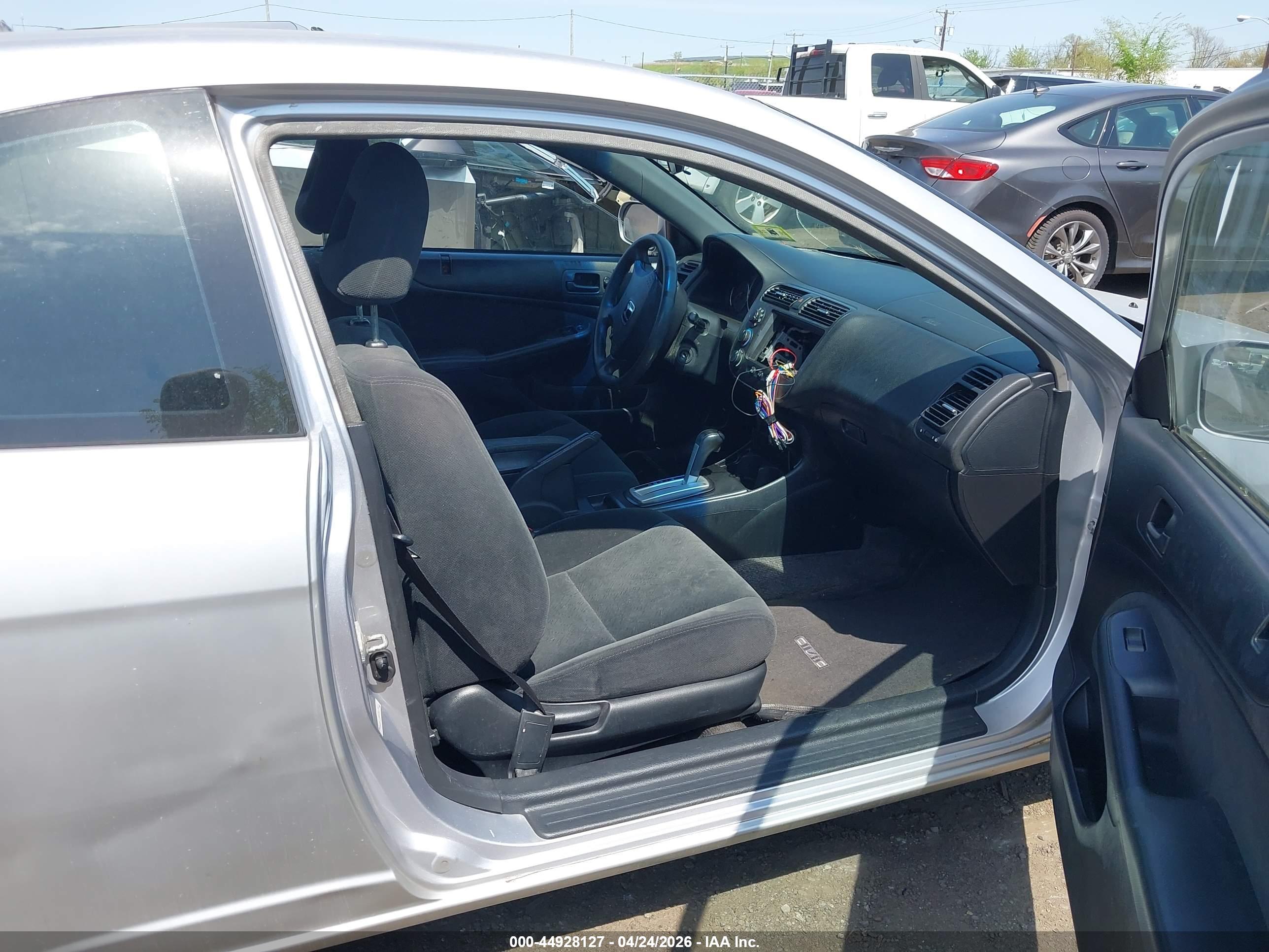 HONDA CIVIC image 5