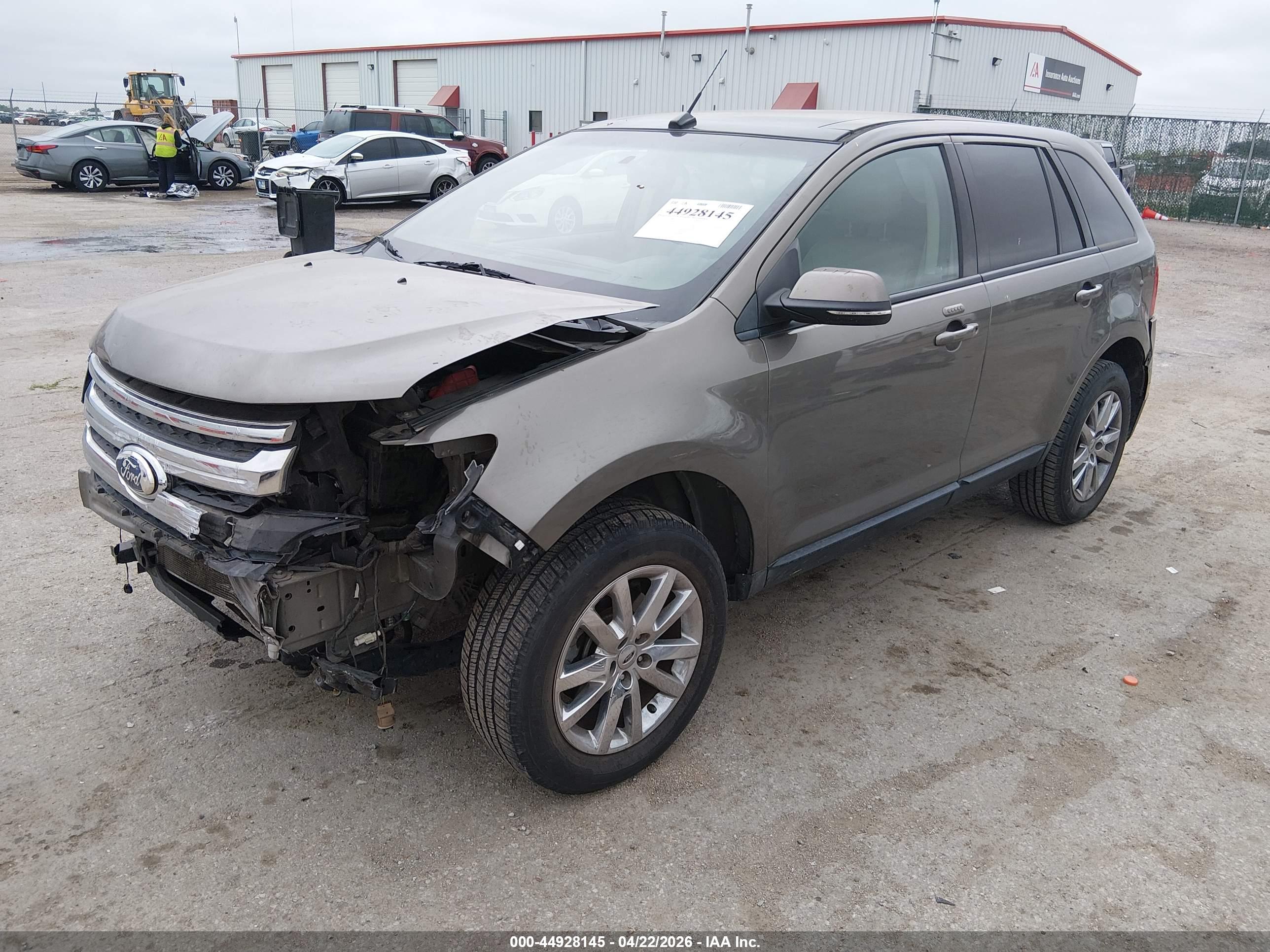 FORD EDGE image 2