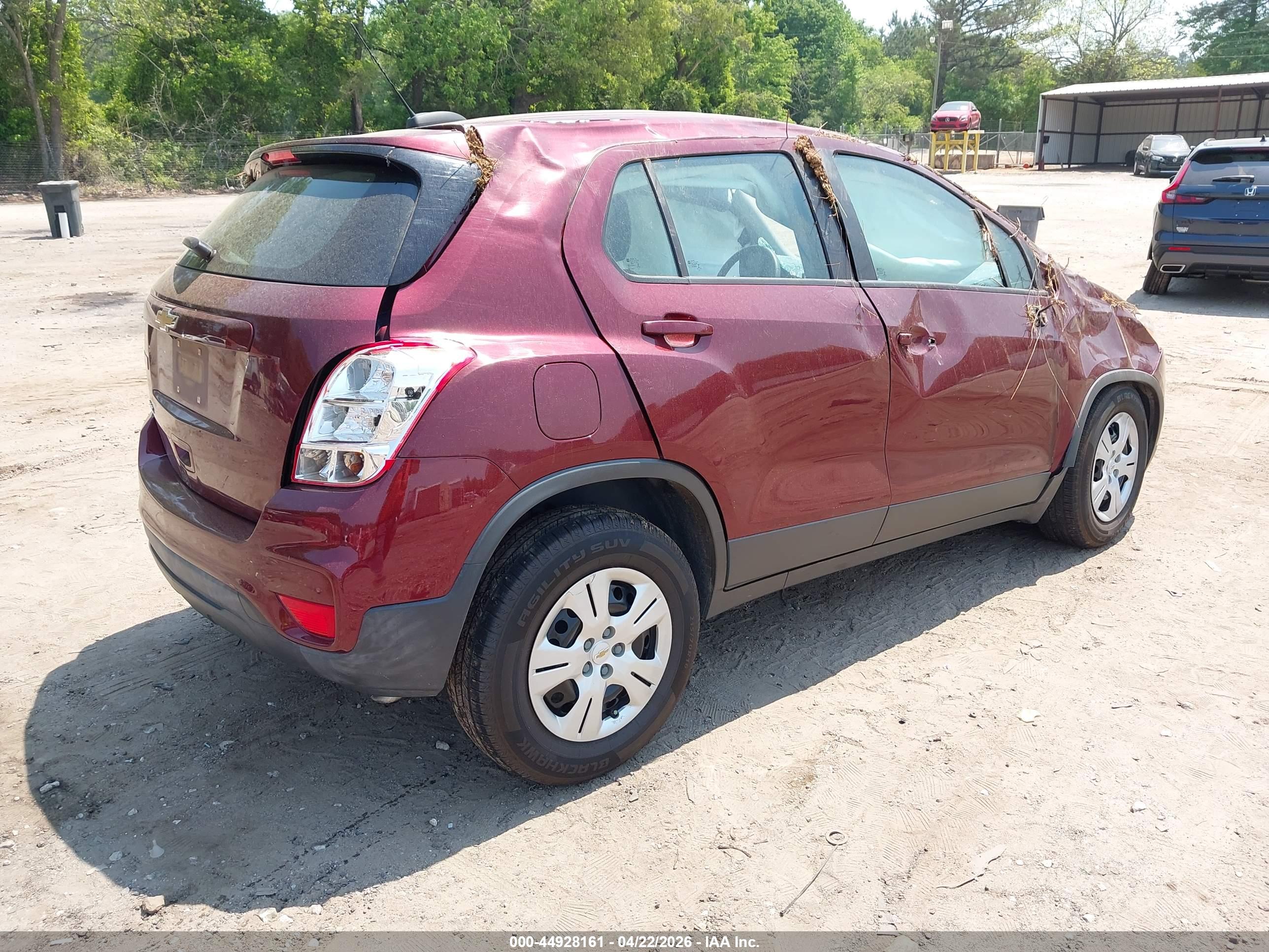 CHEVROLET TRAX image 4