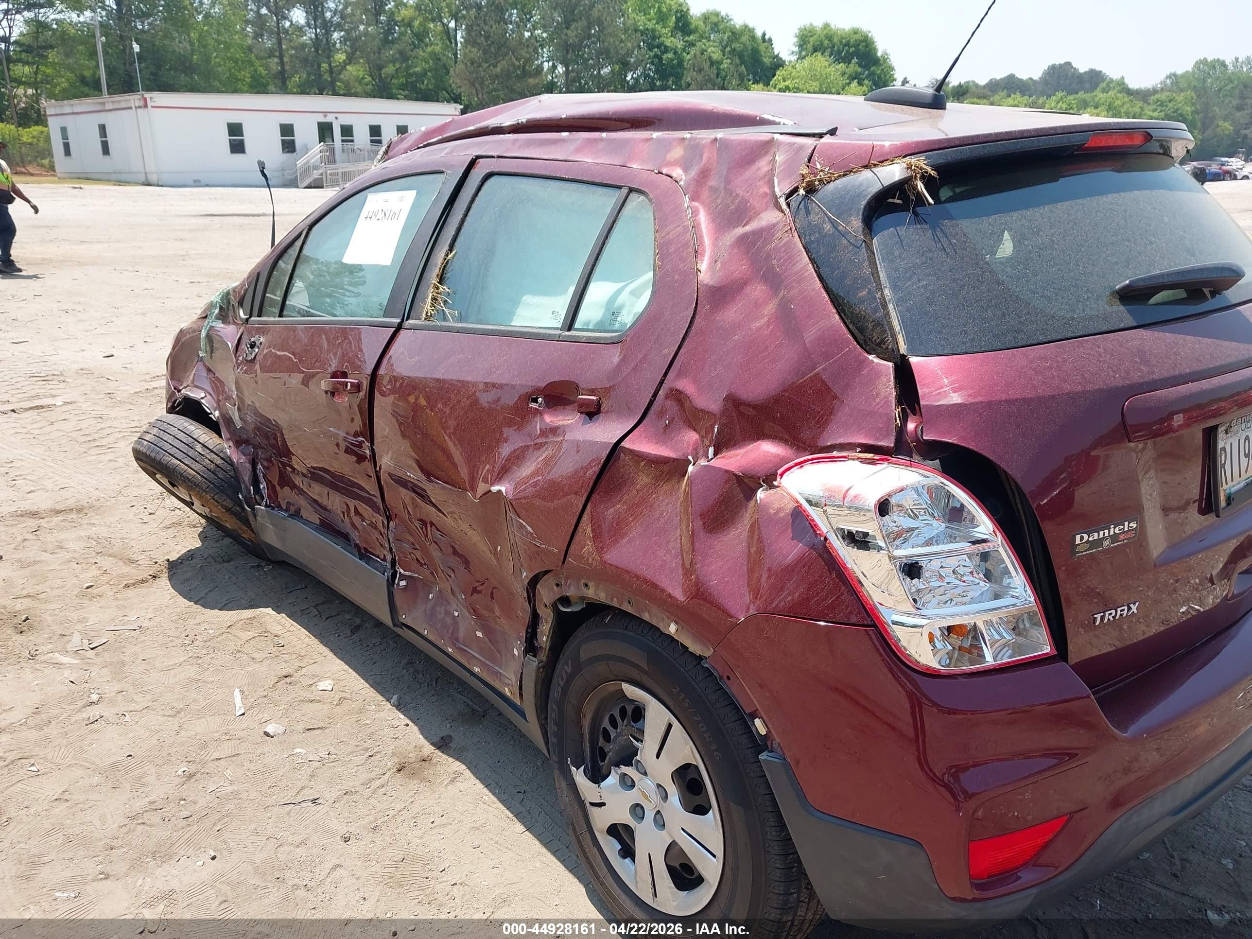 CHEVROLET TRAX image 6