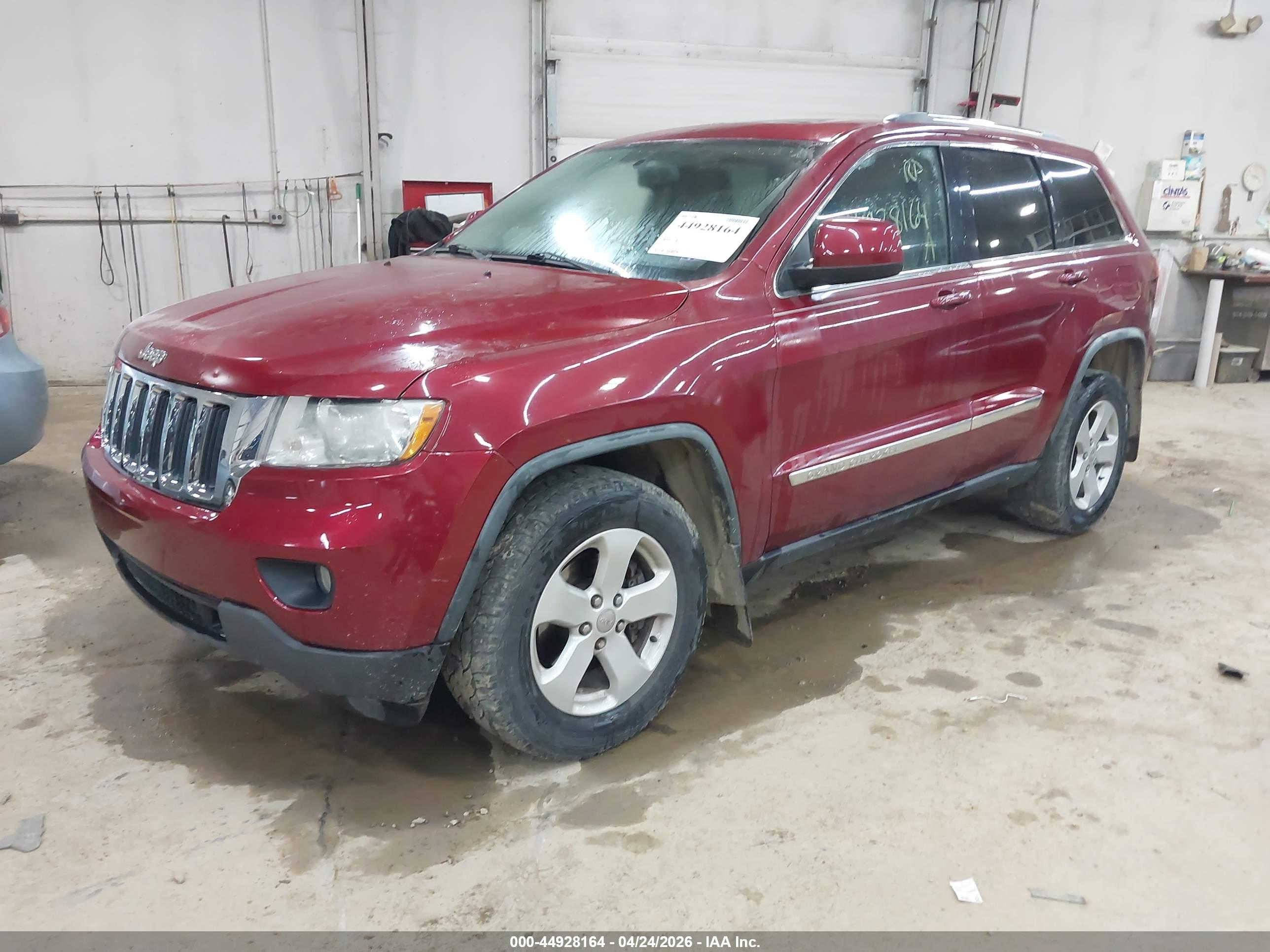 JEEP GRAND image 2