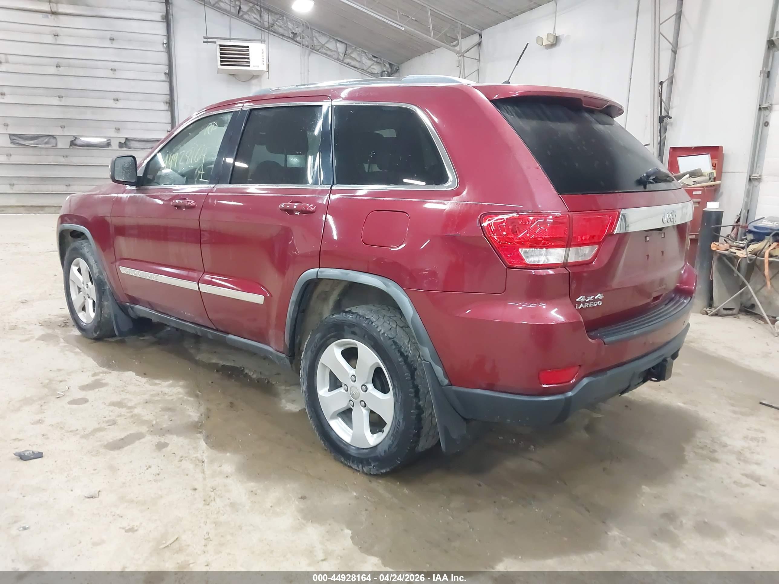 JEEP GRAND image 3