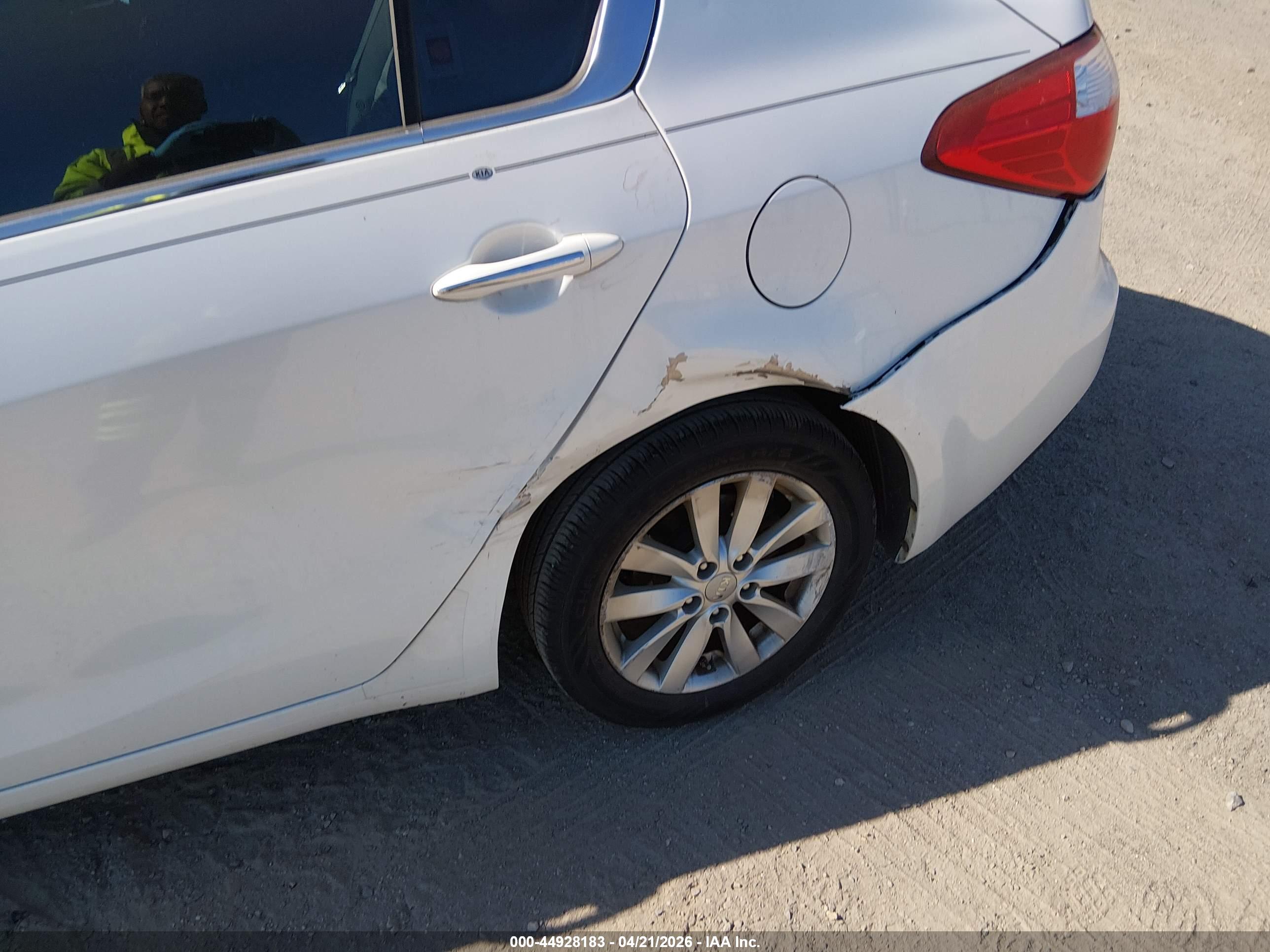 KIA FORTE image 6