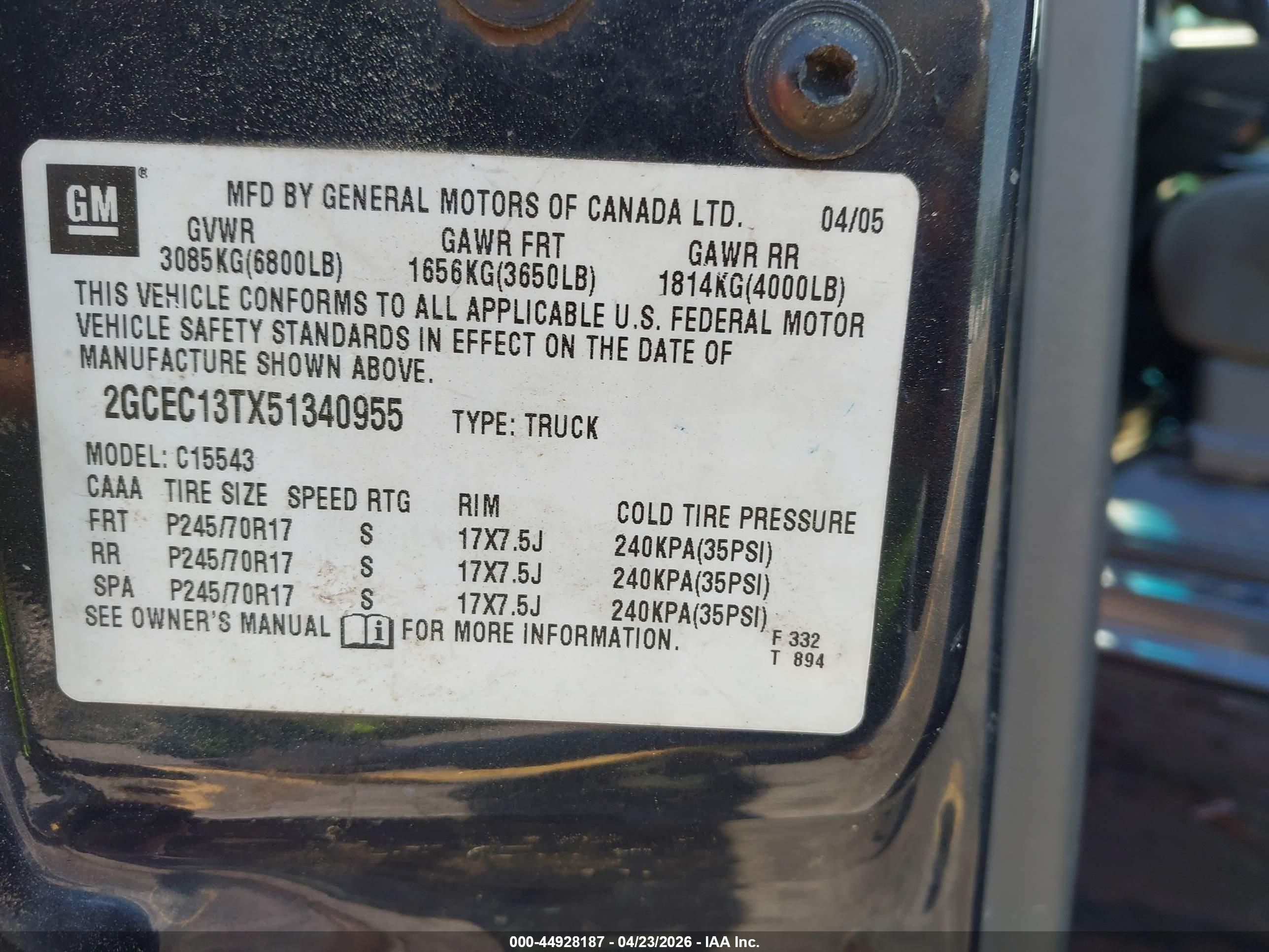 CHEVROLET SILVERADO image 9