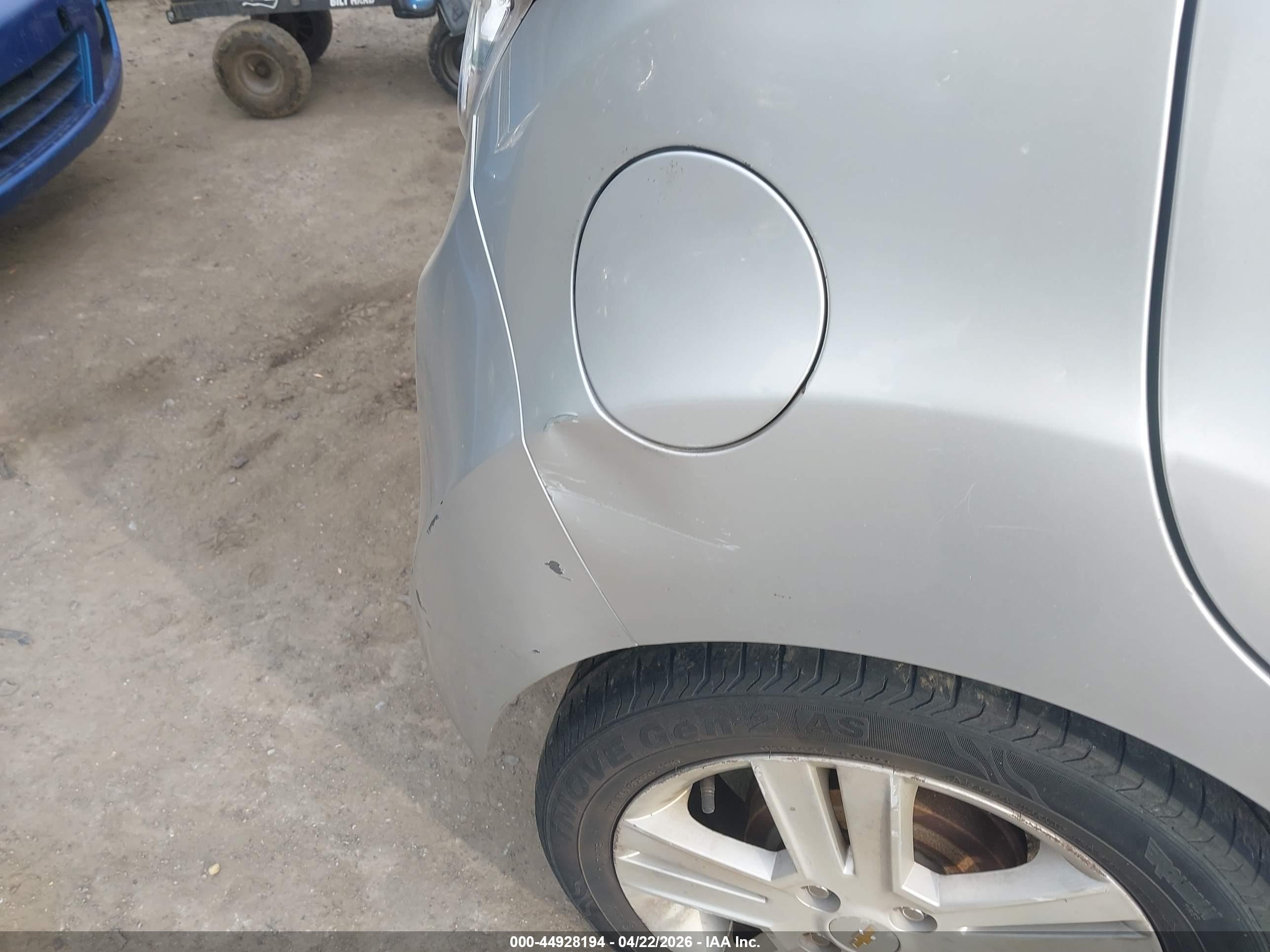 CHEVROLET SPARK image 6