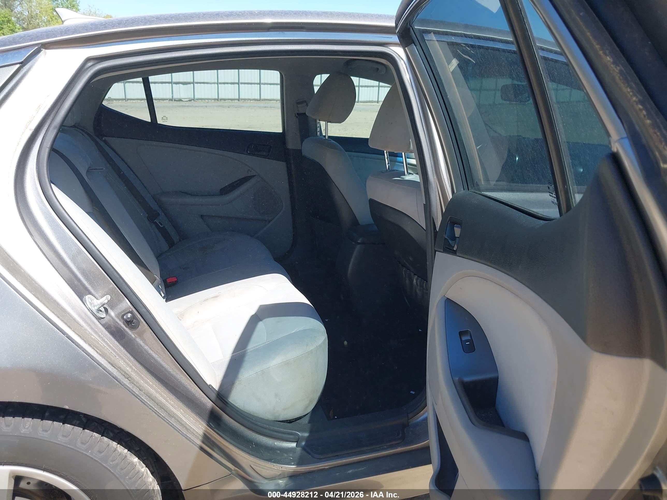 KIA OPTIMA image 8