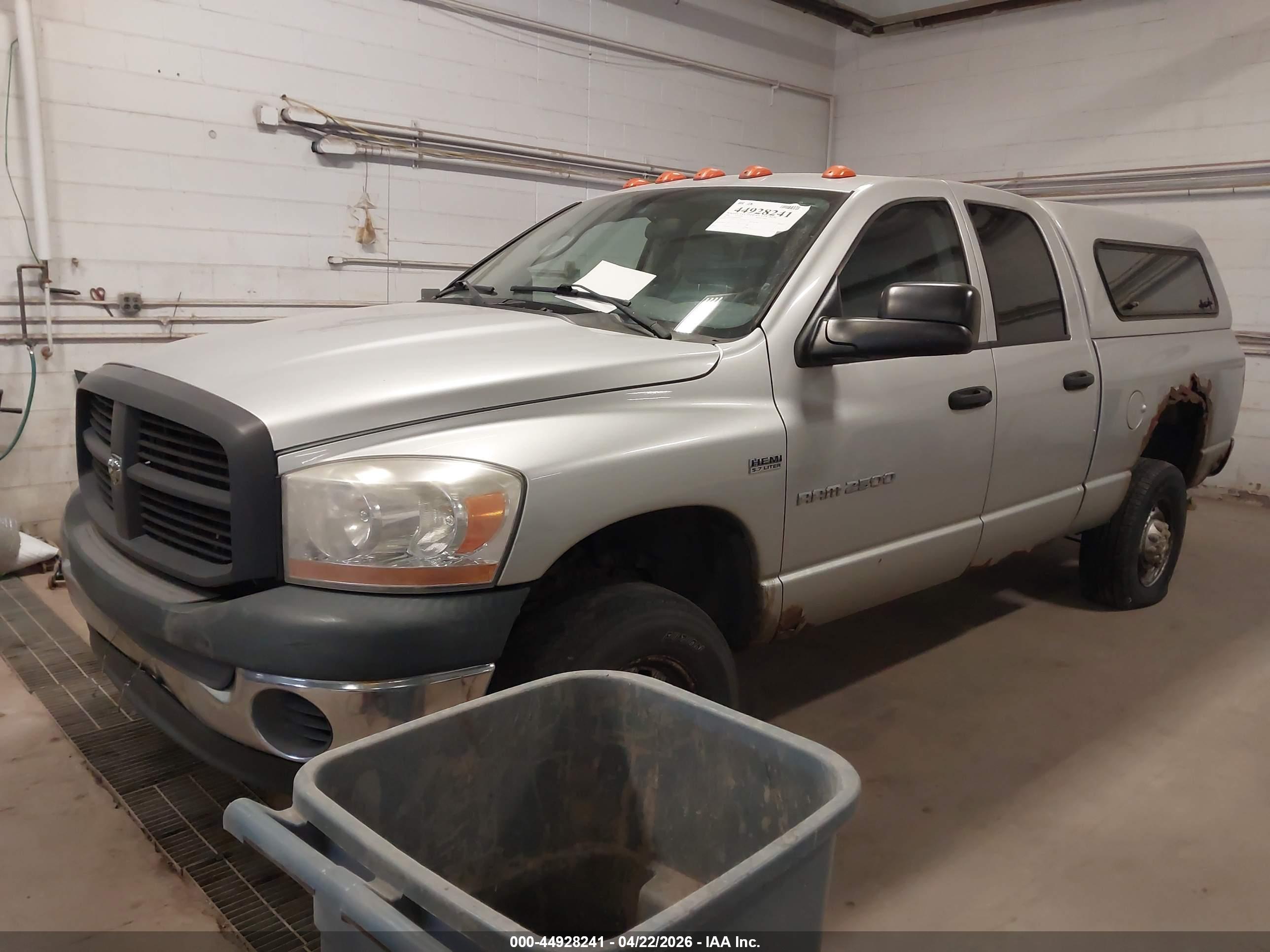 DODGE RAM image 2