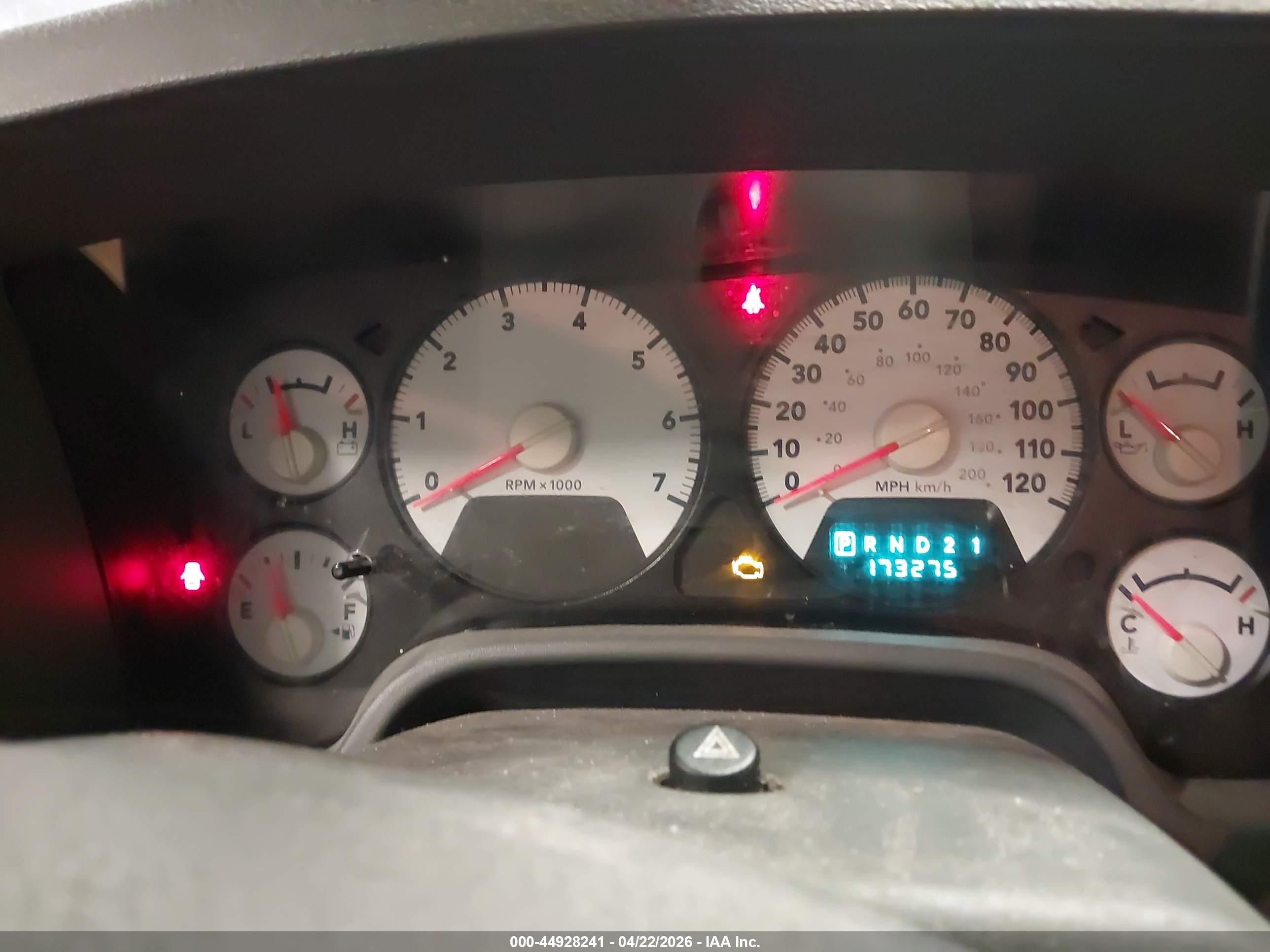 DODGE RAM image 7