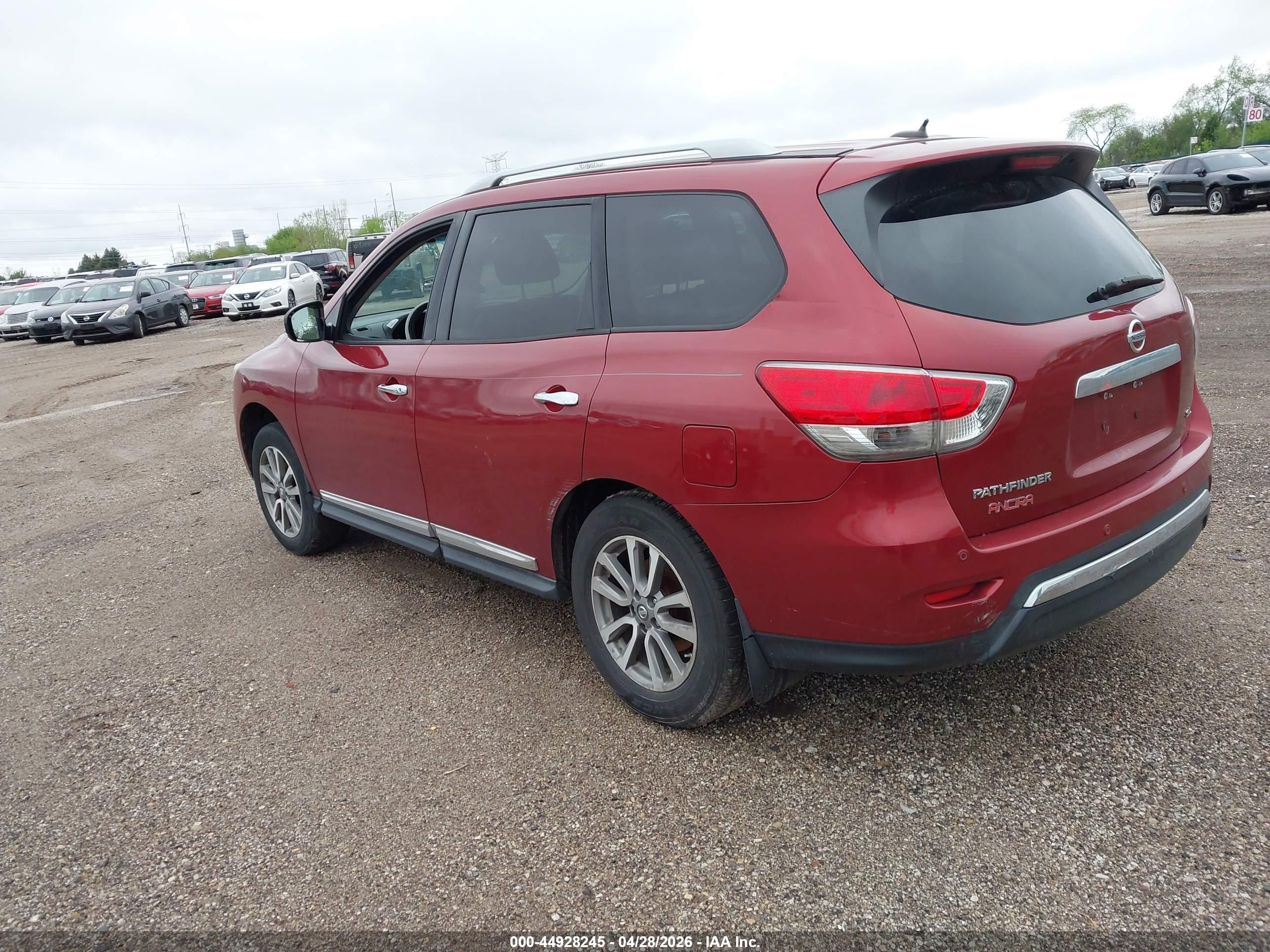 NISSAN PATHFINDER image 3