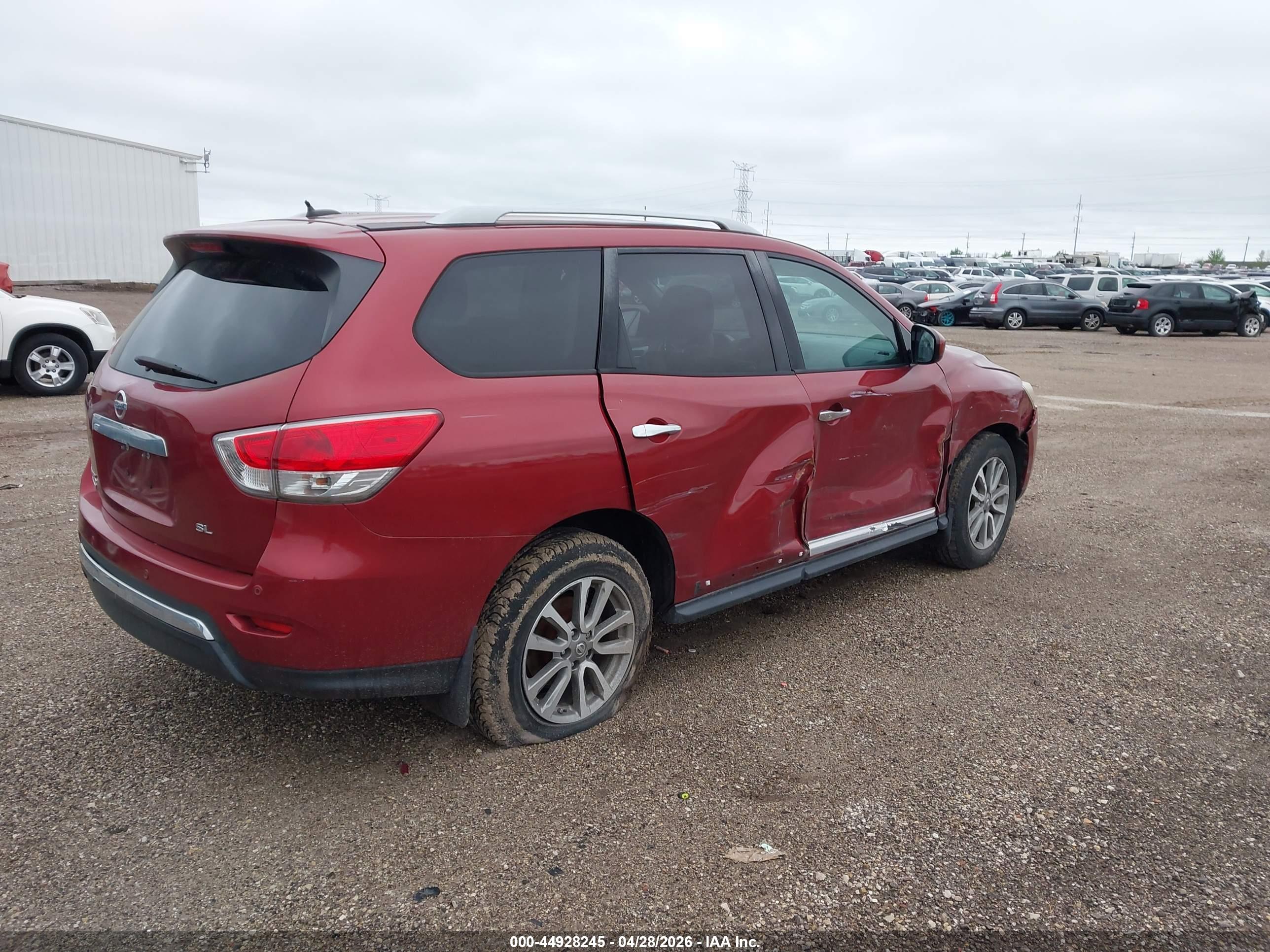NISSAN PATHFINDER image 4
