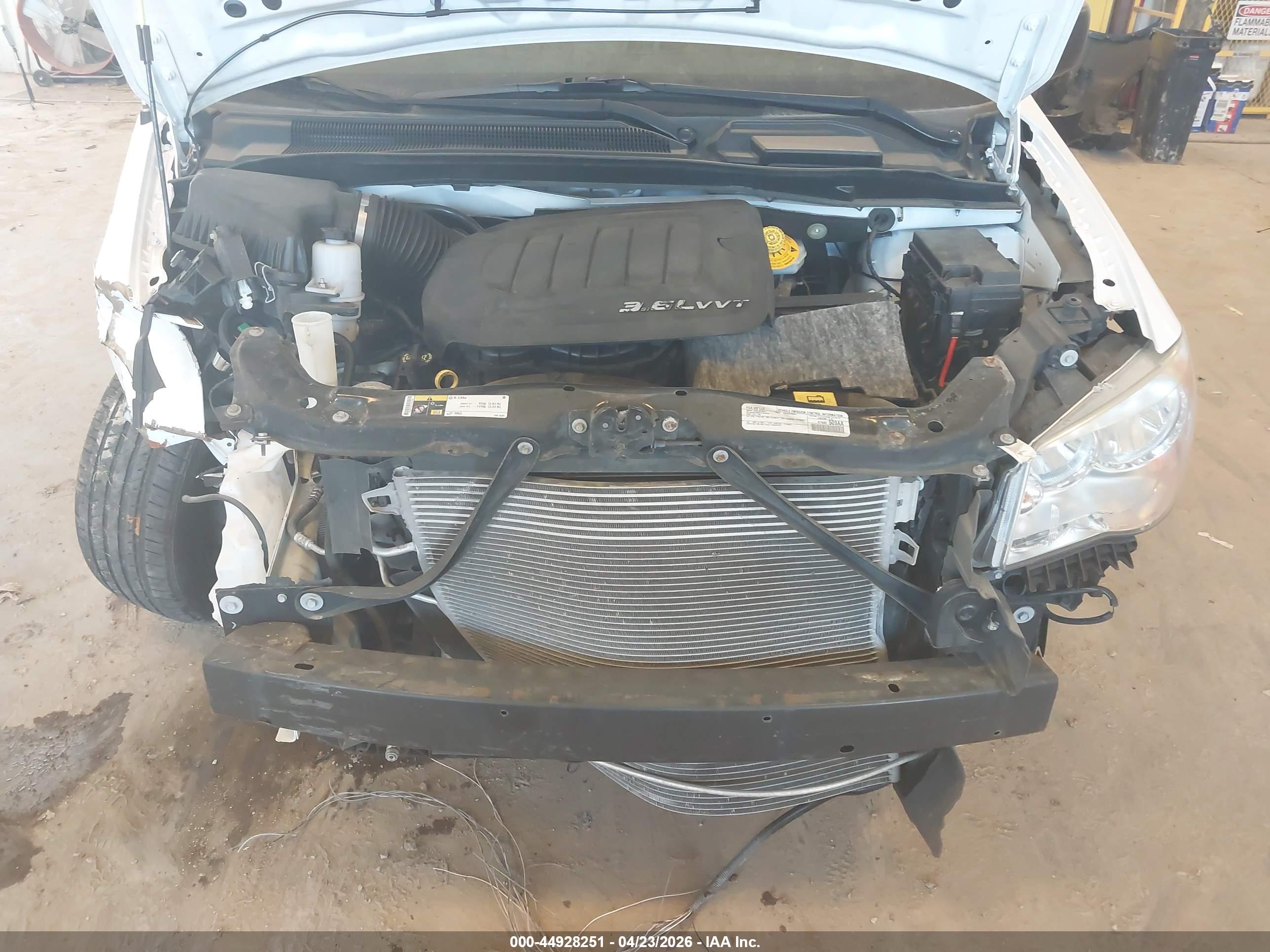 DODGE GRAND image 10