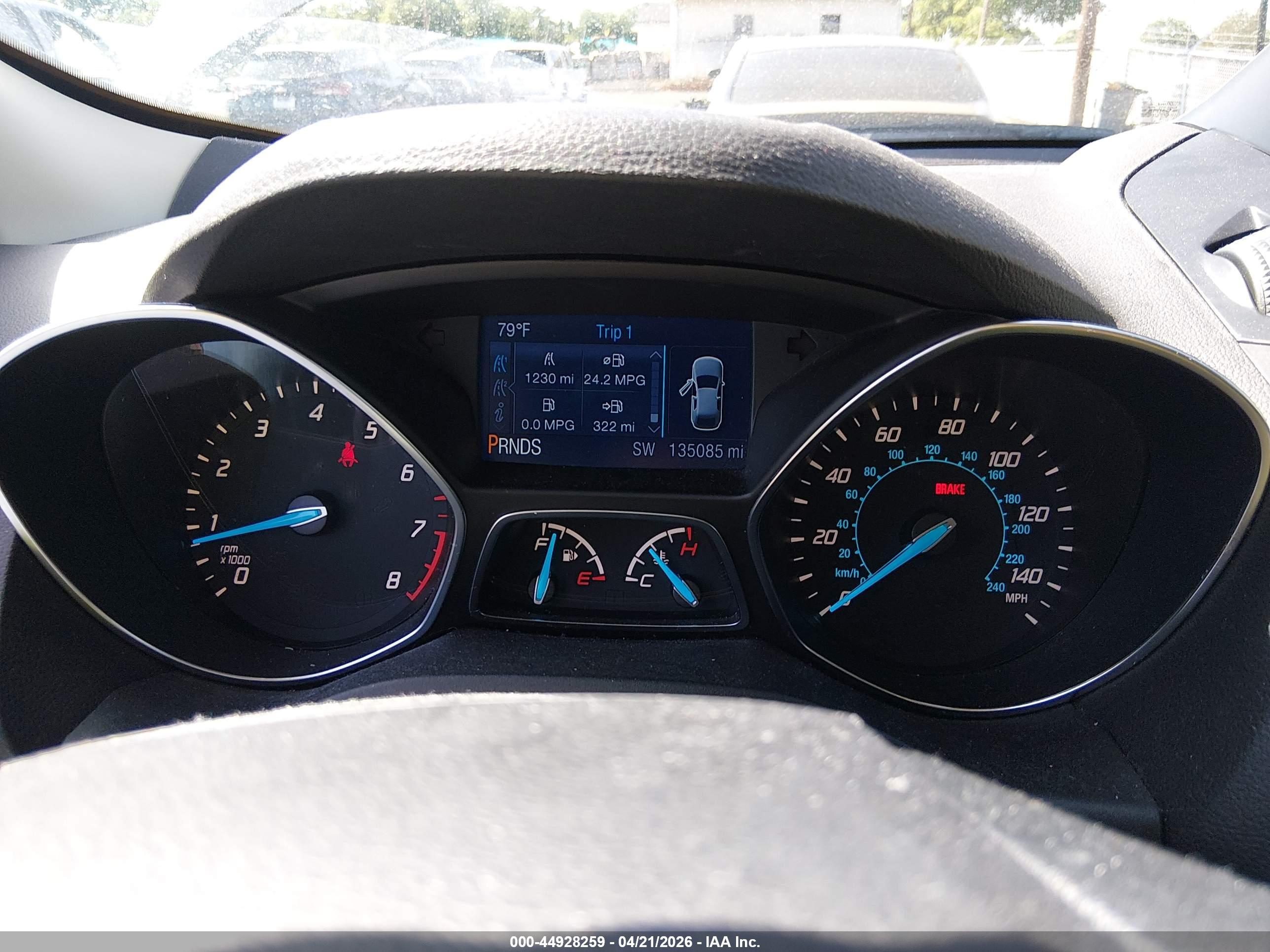 FORD ESCAPE image 7