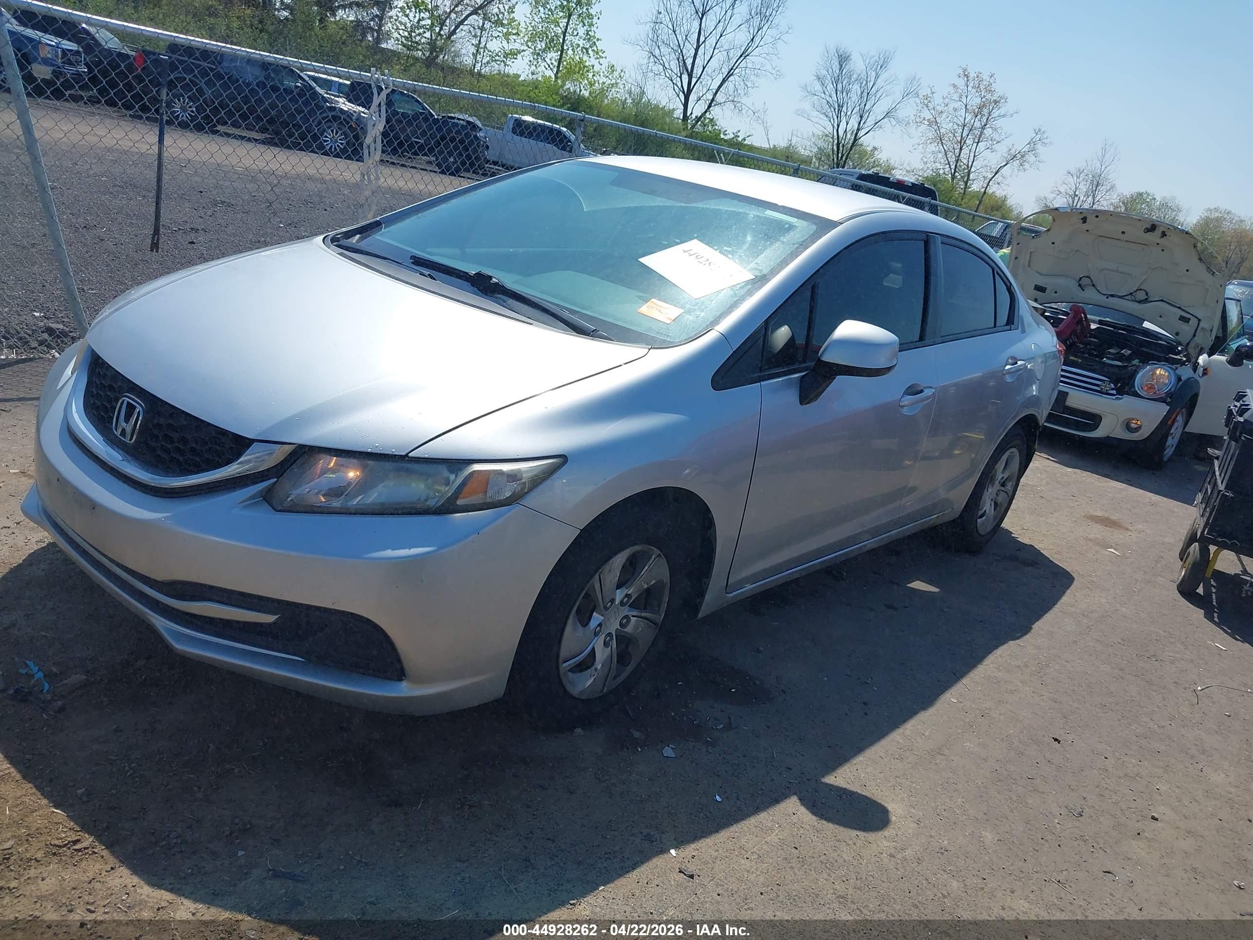 HONDA CIVIC image 2