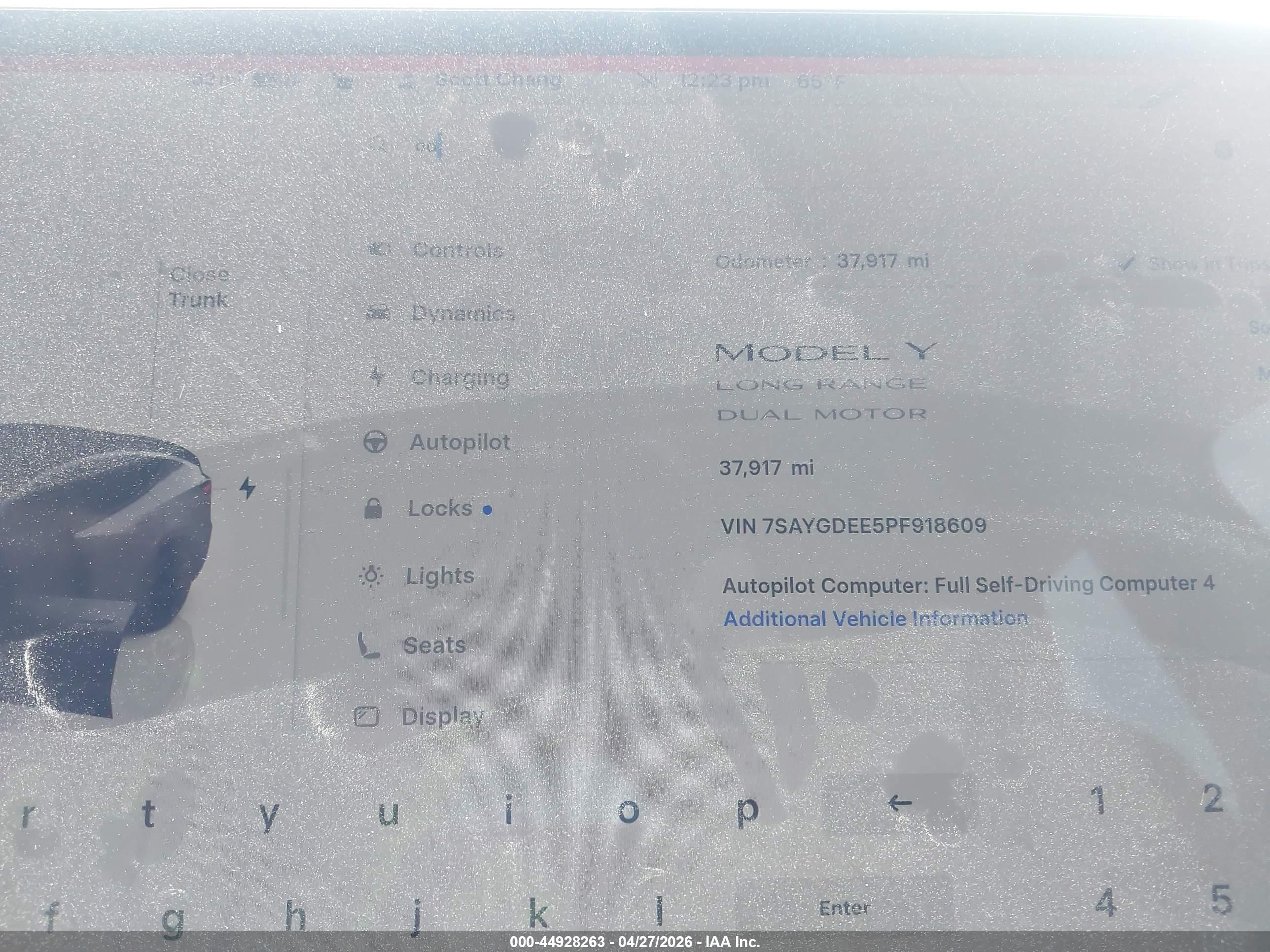 TESLA MODEL image 7
