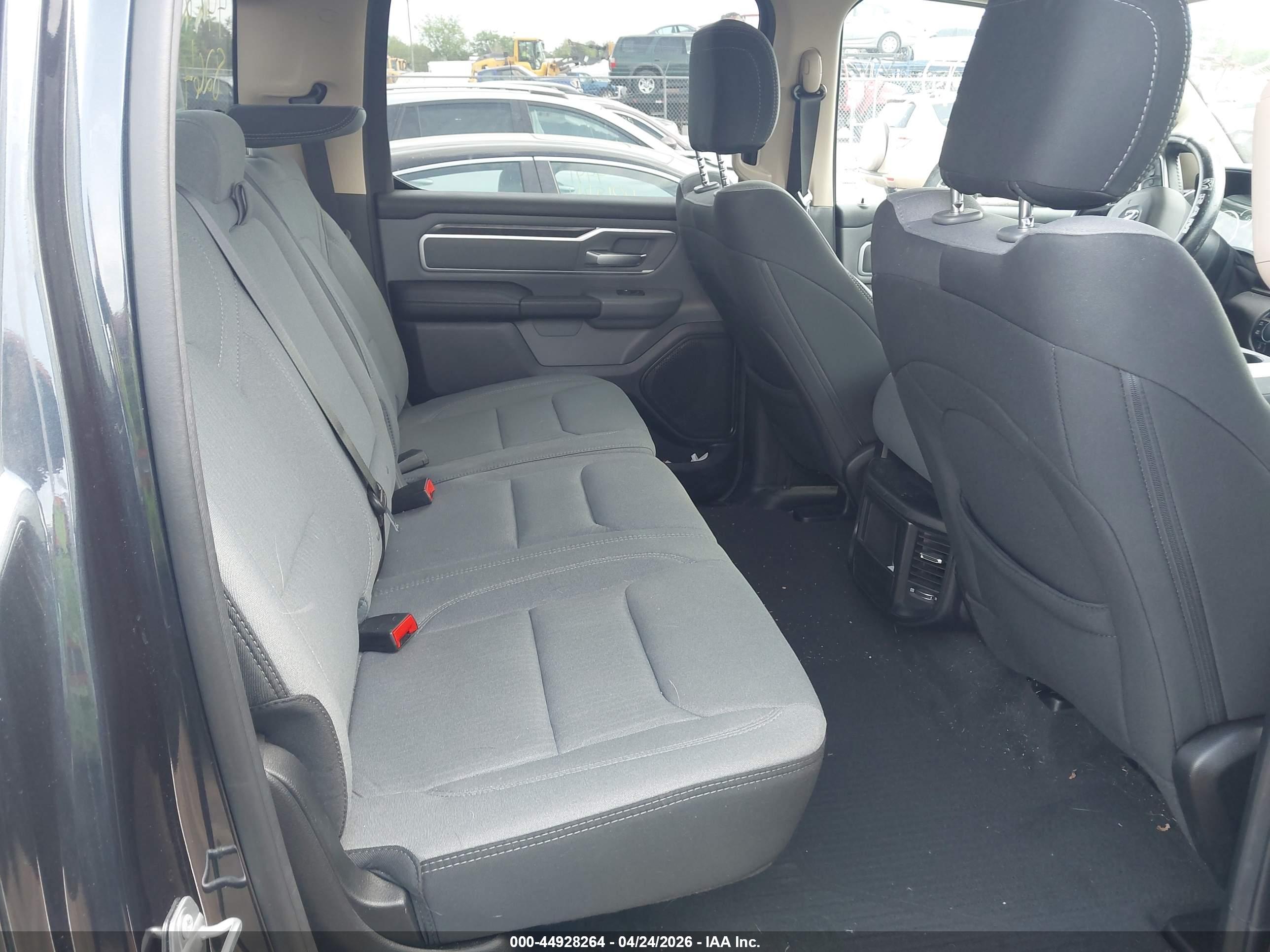 RAM 1500 image 8