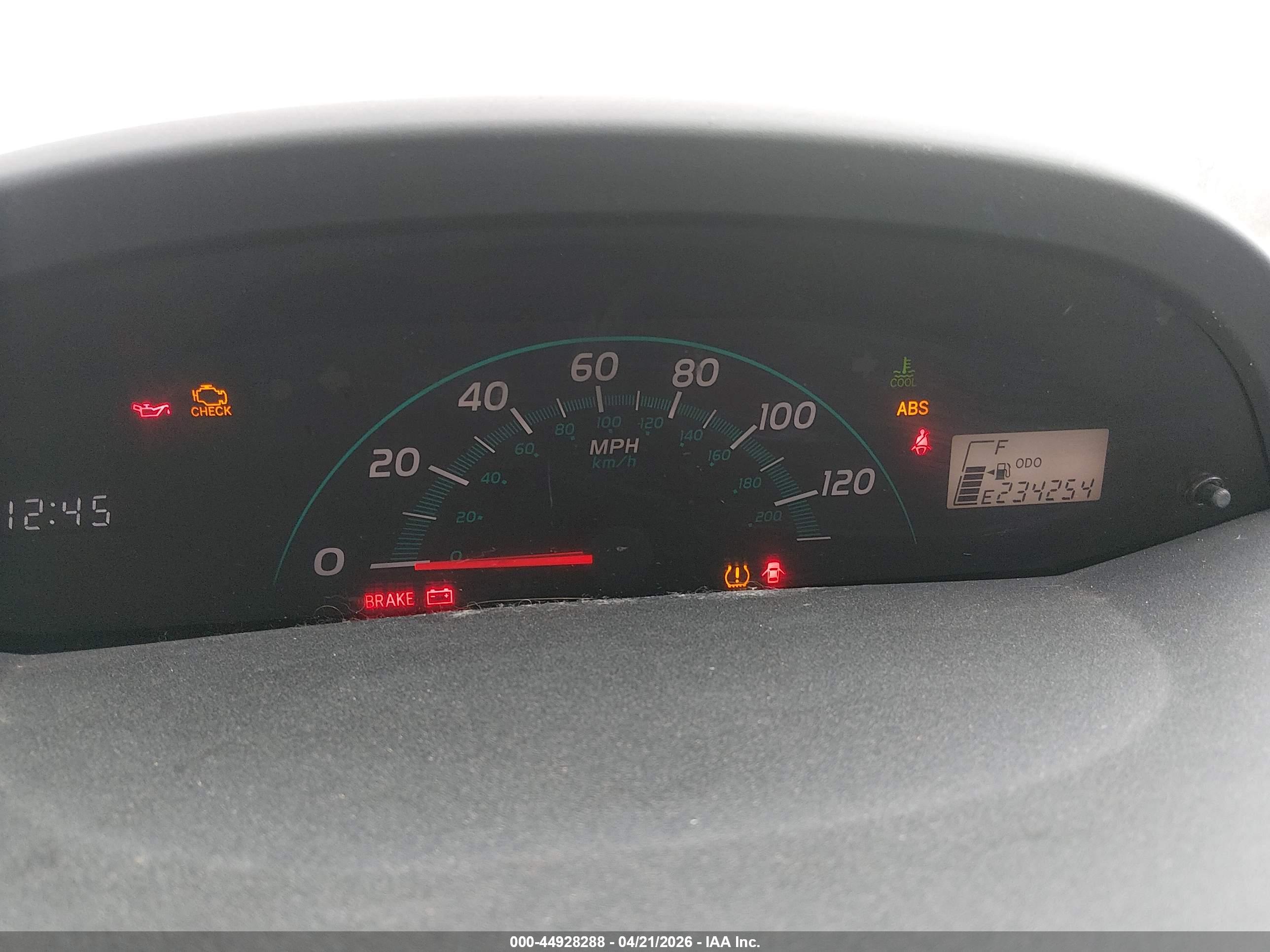 TOYOTA YARIS image 7