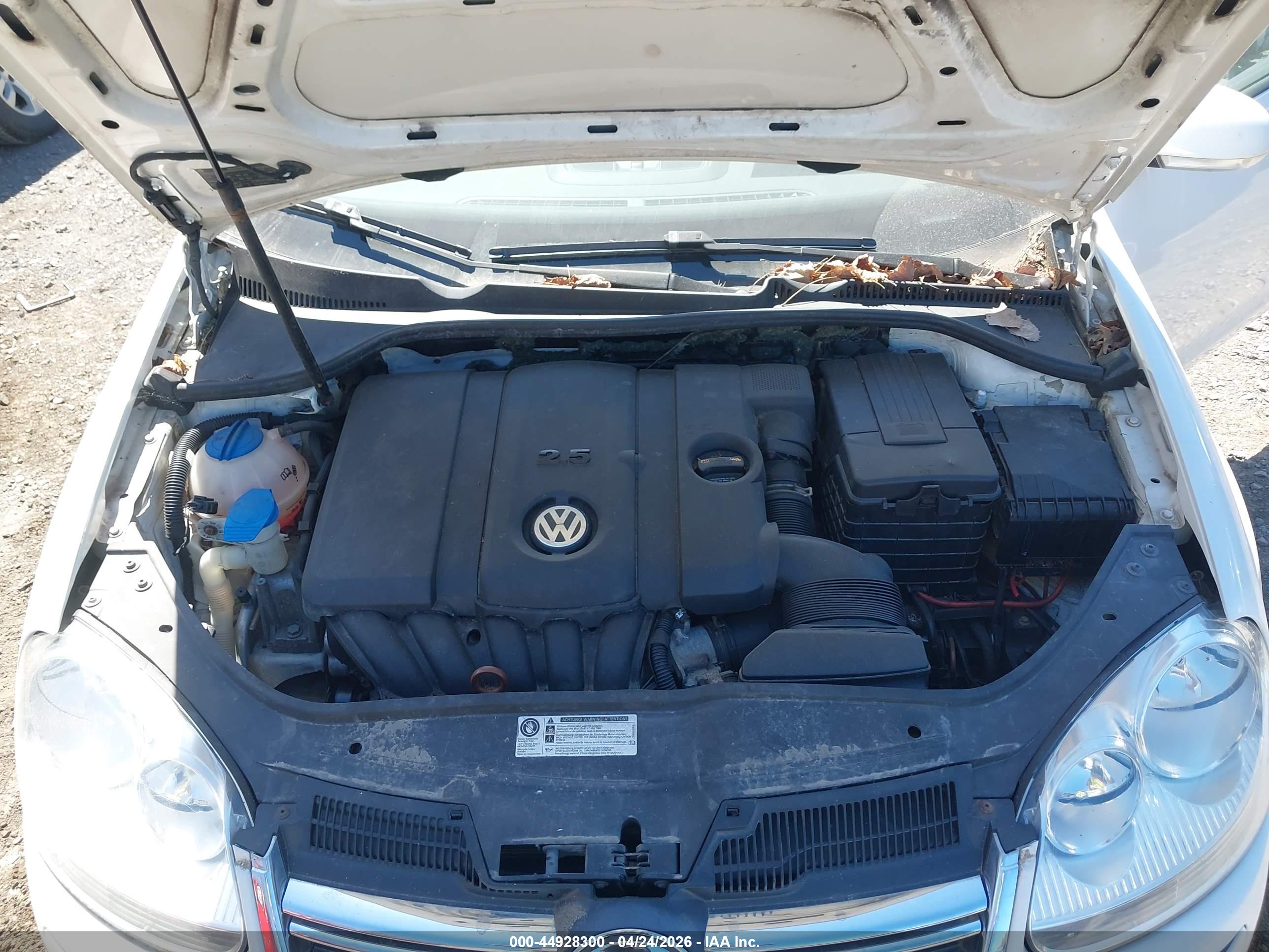 VOLKSWAGEN JETTA image 10