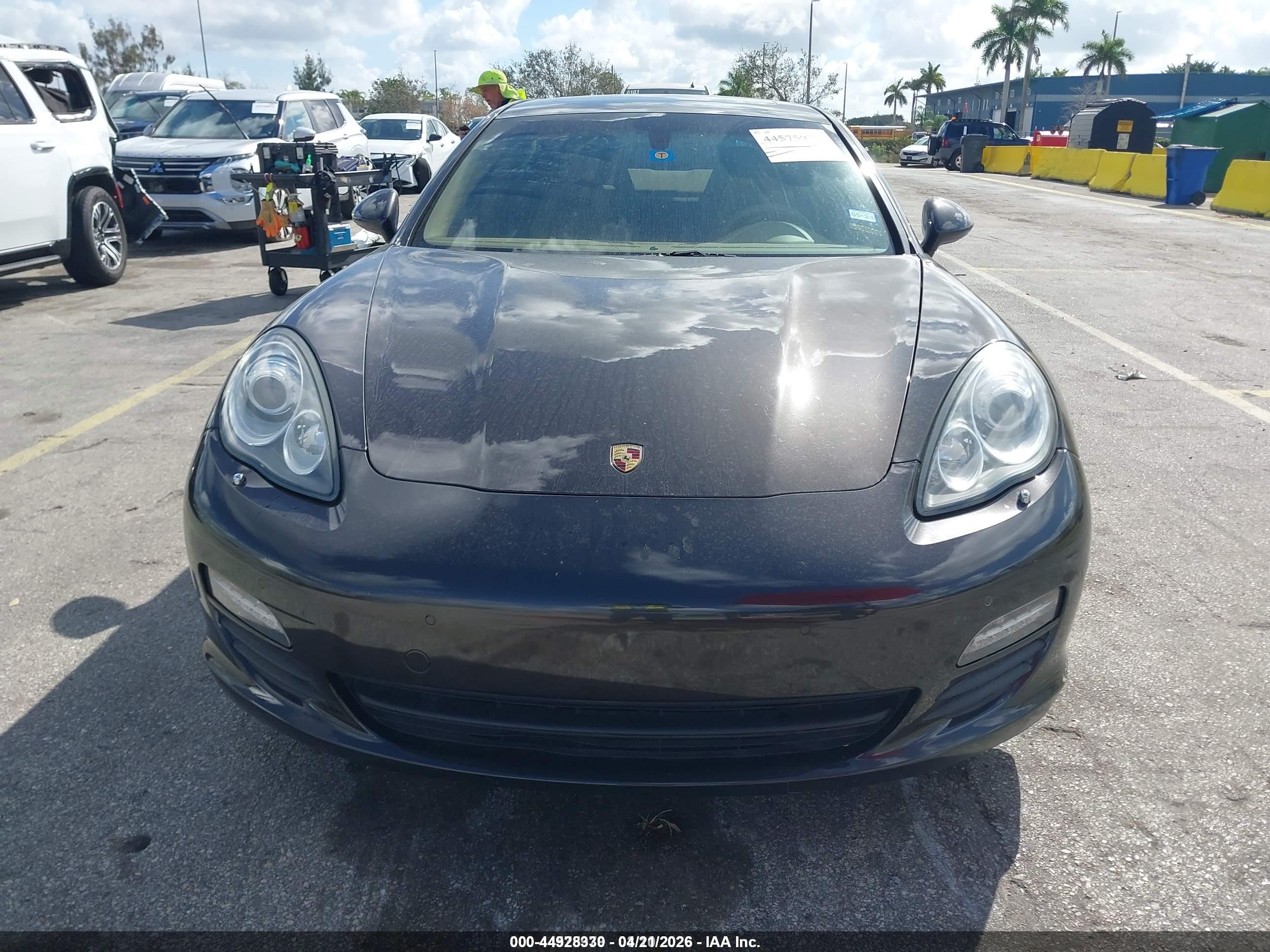 PORSCHE PANAMERA image 6