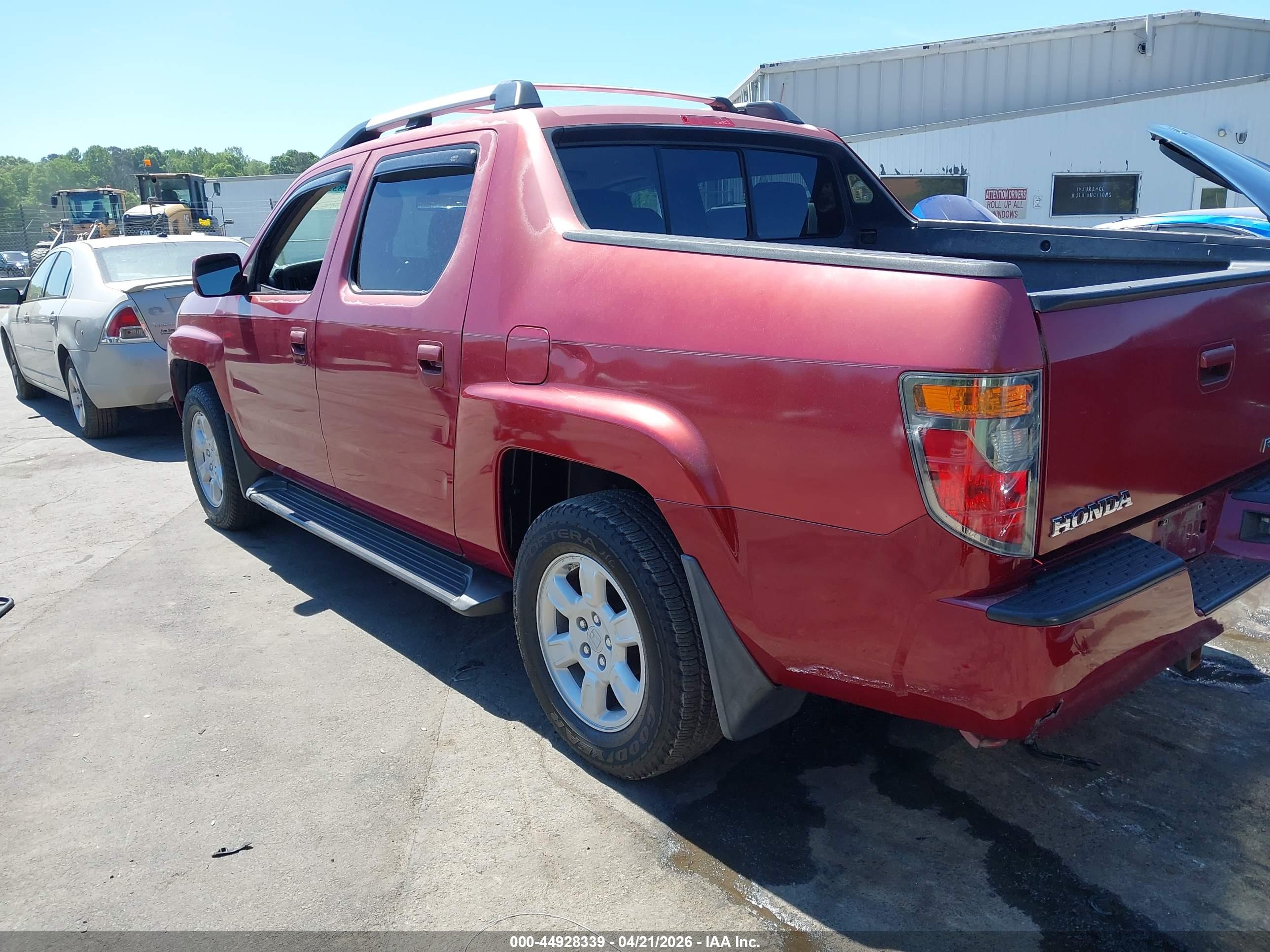 HONDA RIDGELINE image 3