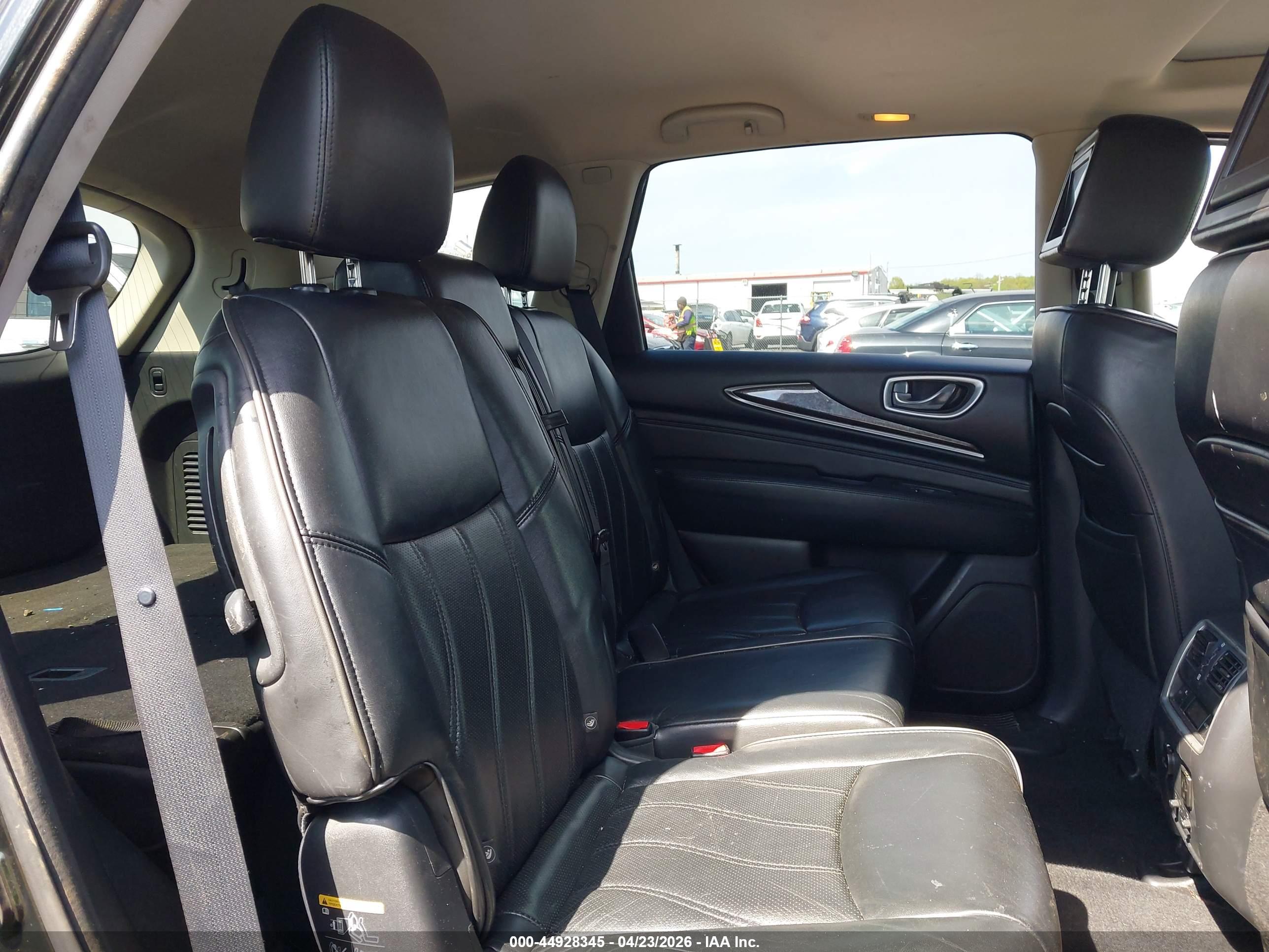 INFINITI QX60 image 8