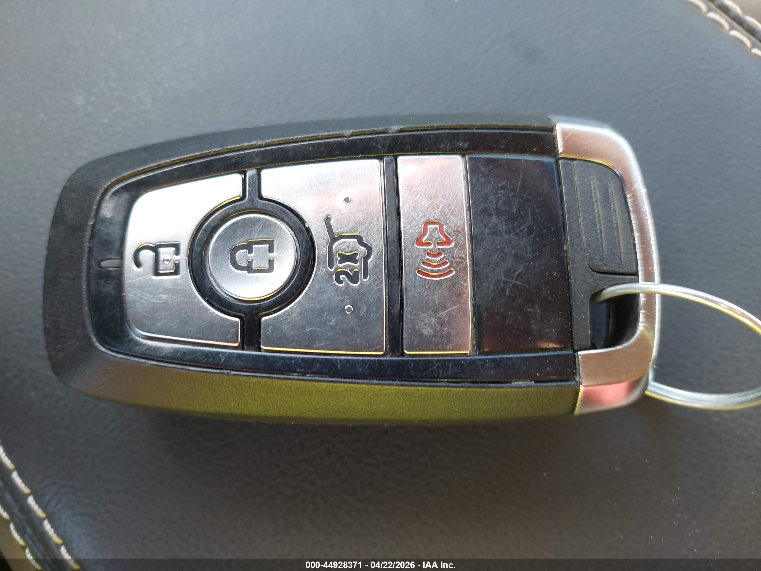 FORD MUSTANG image 11