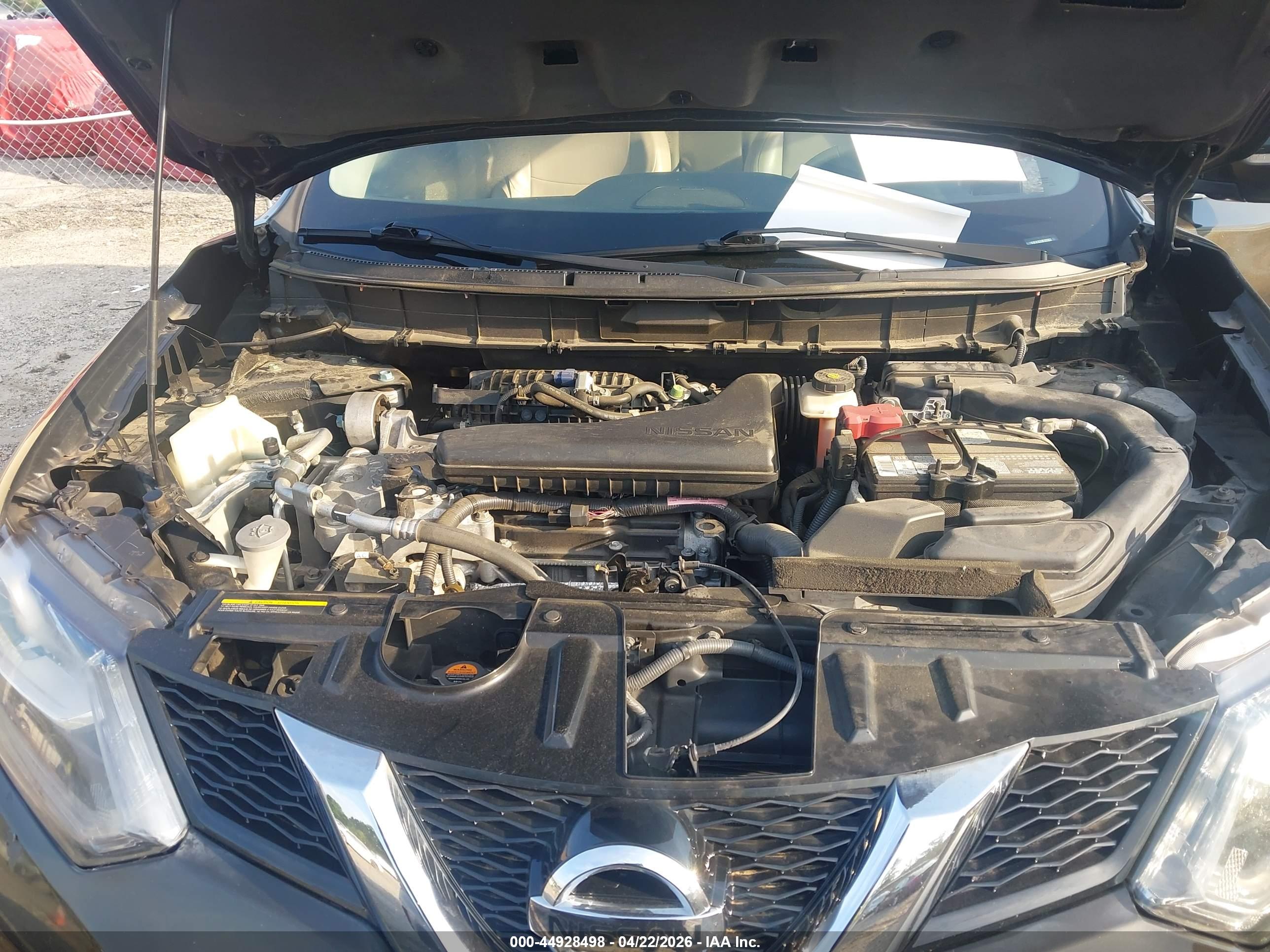 NISSAN ROGUE image 10