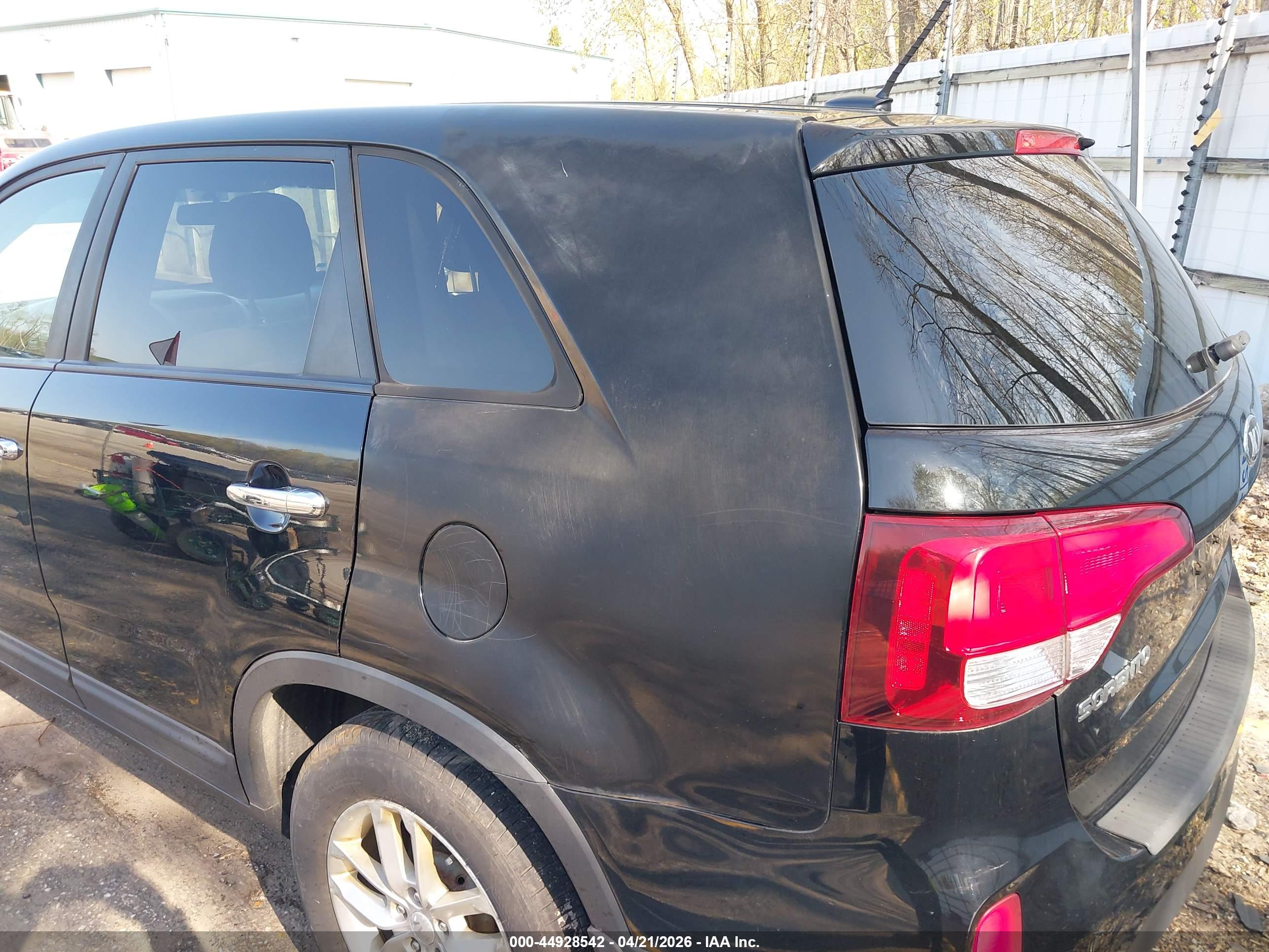 KIA SORENTO image 6