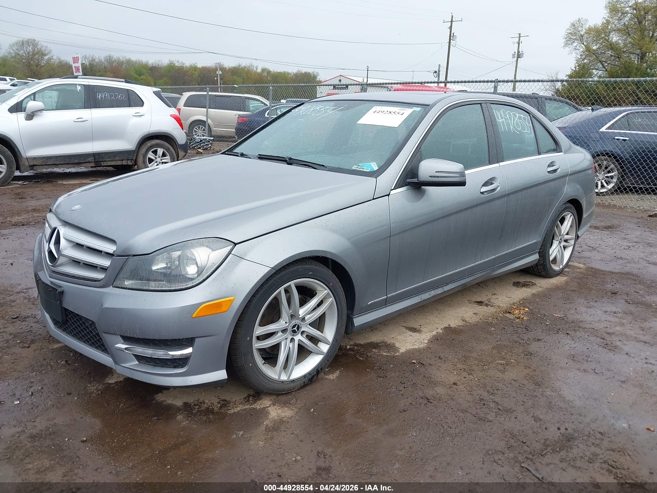 MERCEDES-BENZ C image 2