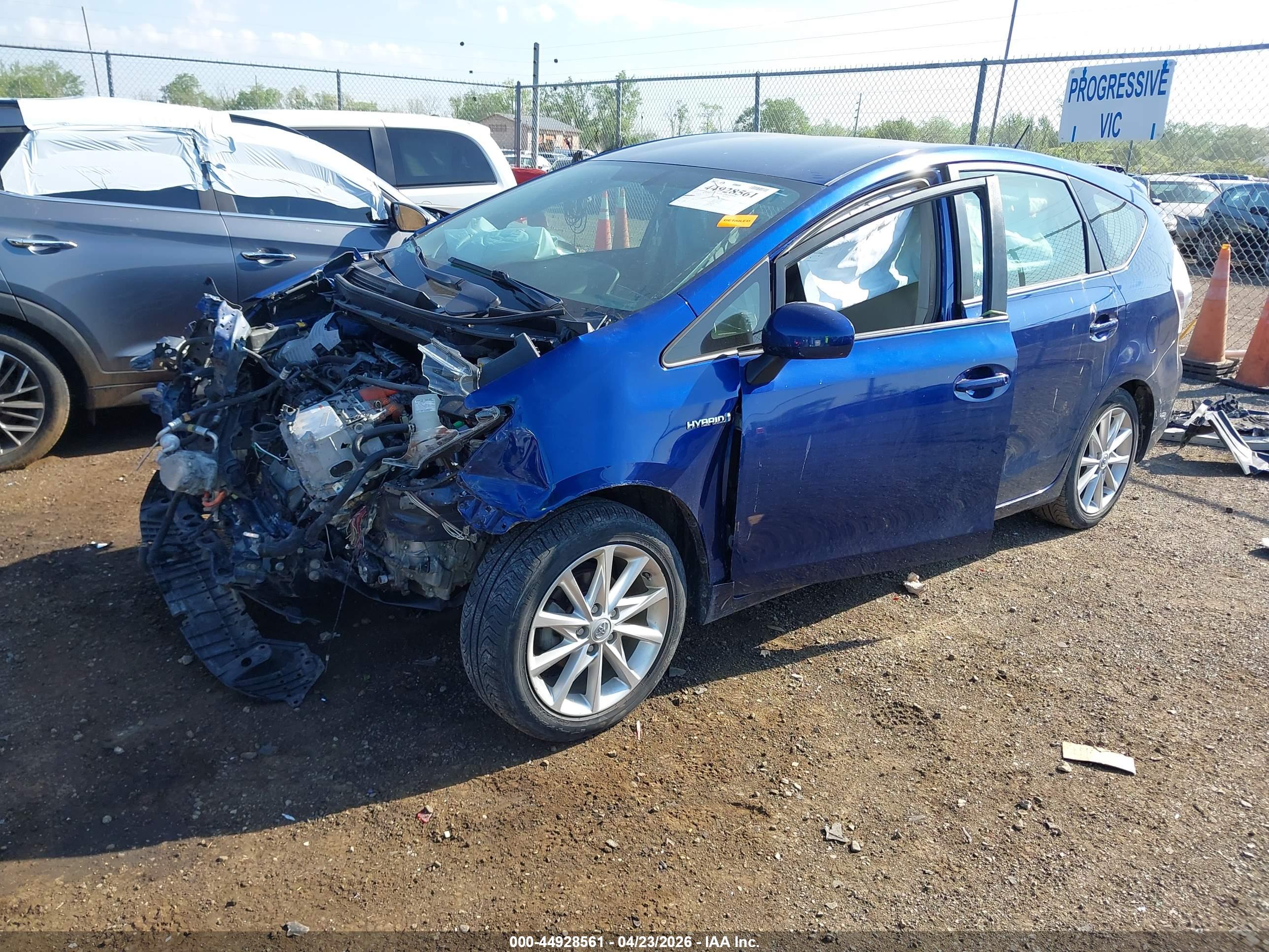 TOYOTA PRIUS image 2