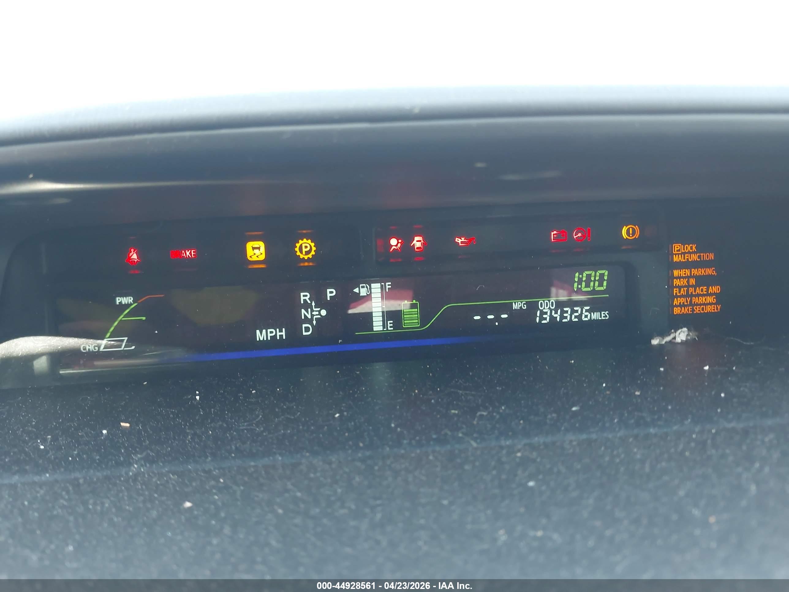 TOYOTA PRIUS image 7