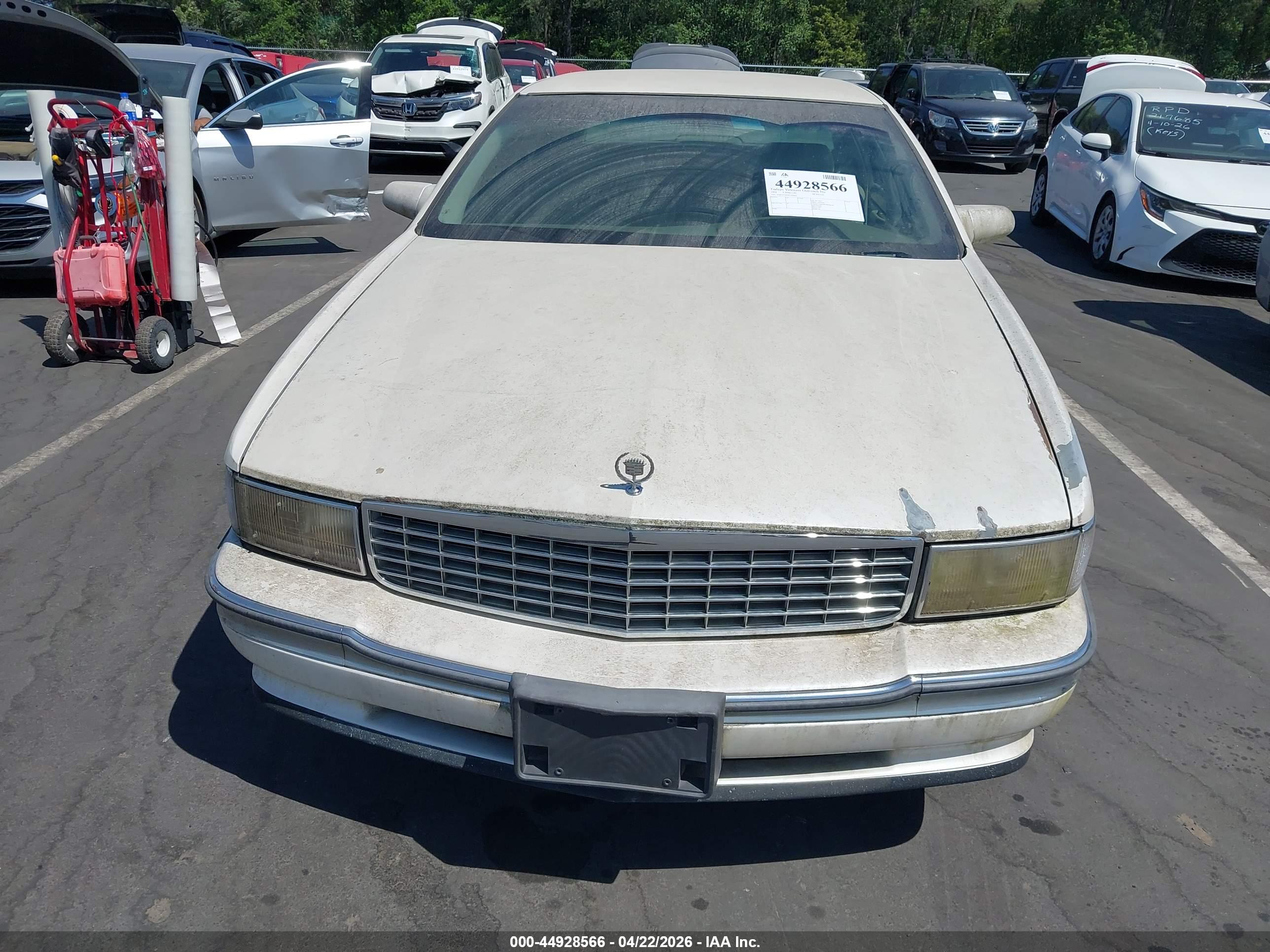 CADILLAC DEVILLE image 6