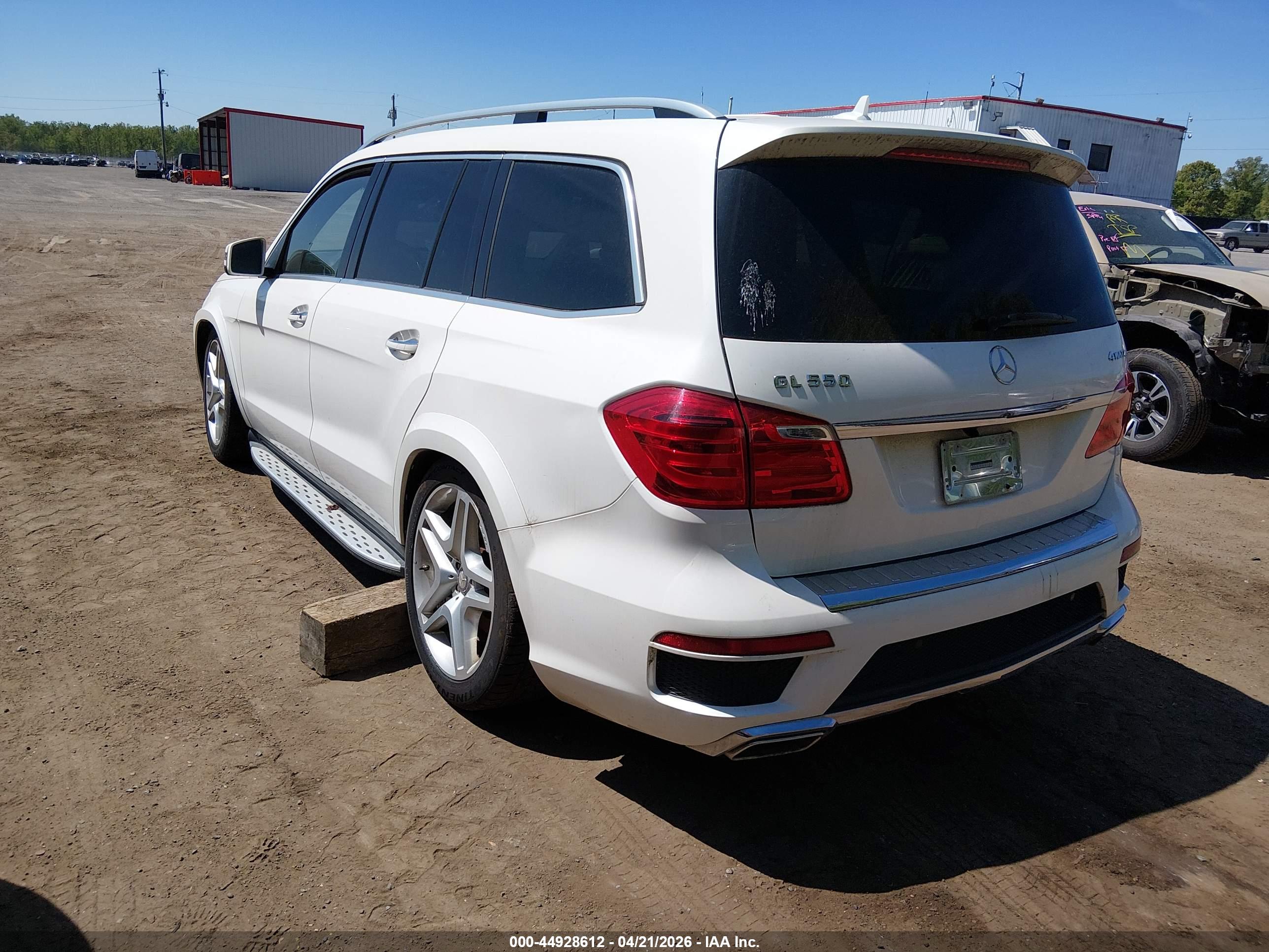 MERCEDES-BENZ GL image 3