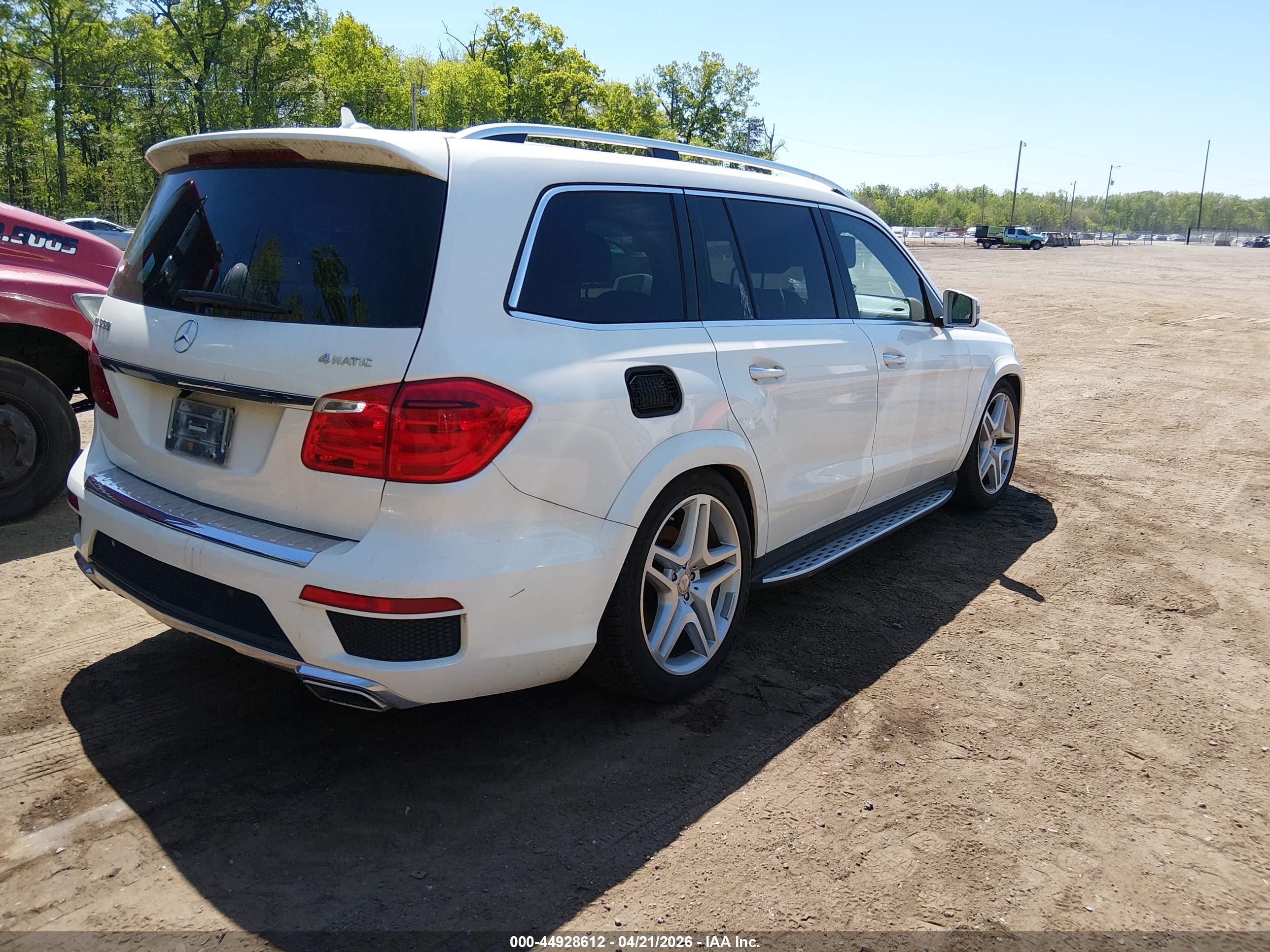 MERCEDES-BENZ GL image 4
