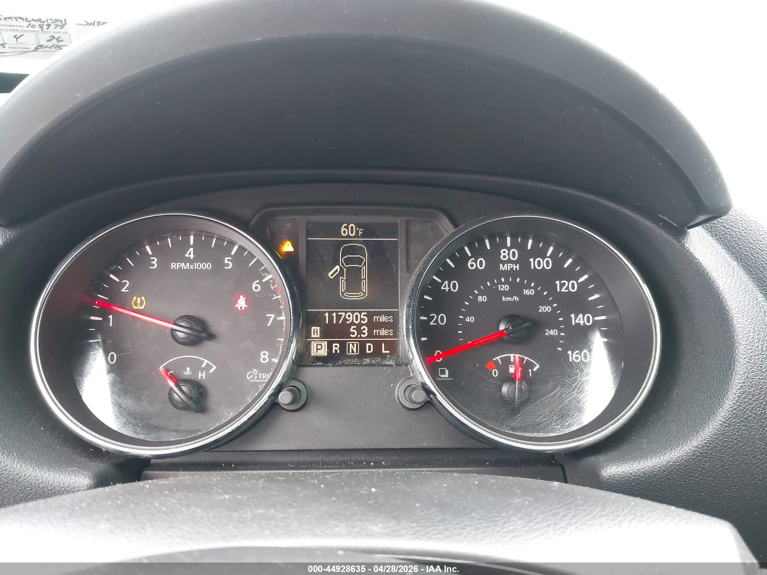 NISSAN ROGUE image 7
