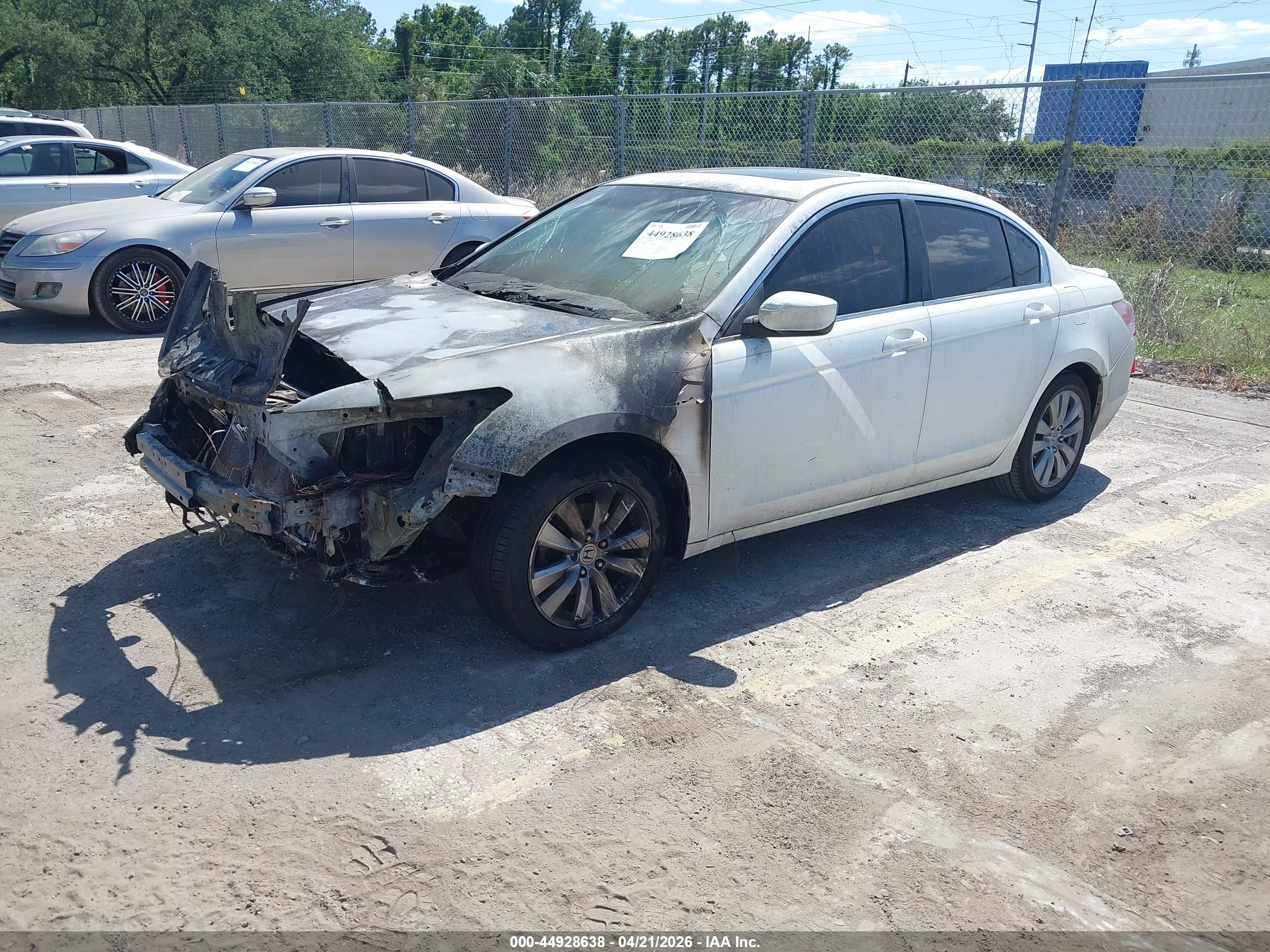 HONDA ACCORD image 2