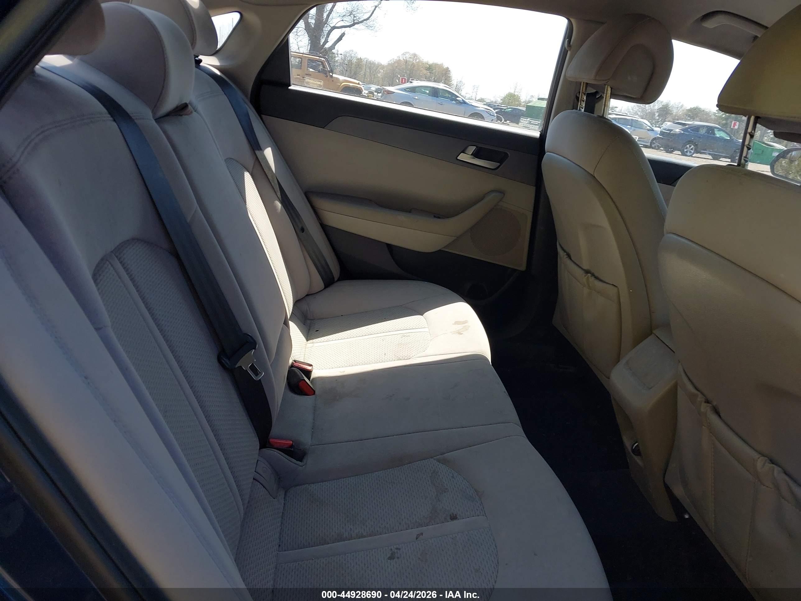 HYUNDAI SONATA image 8