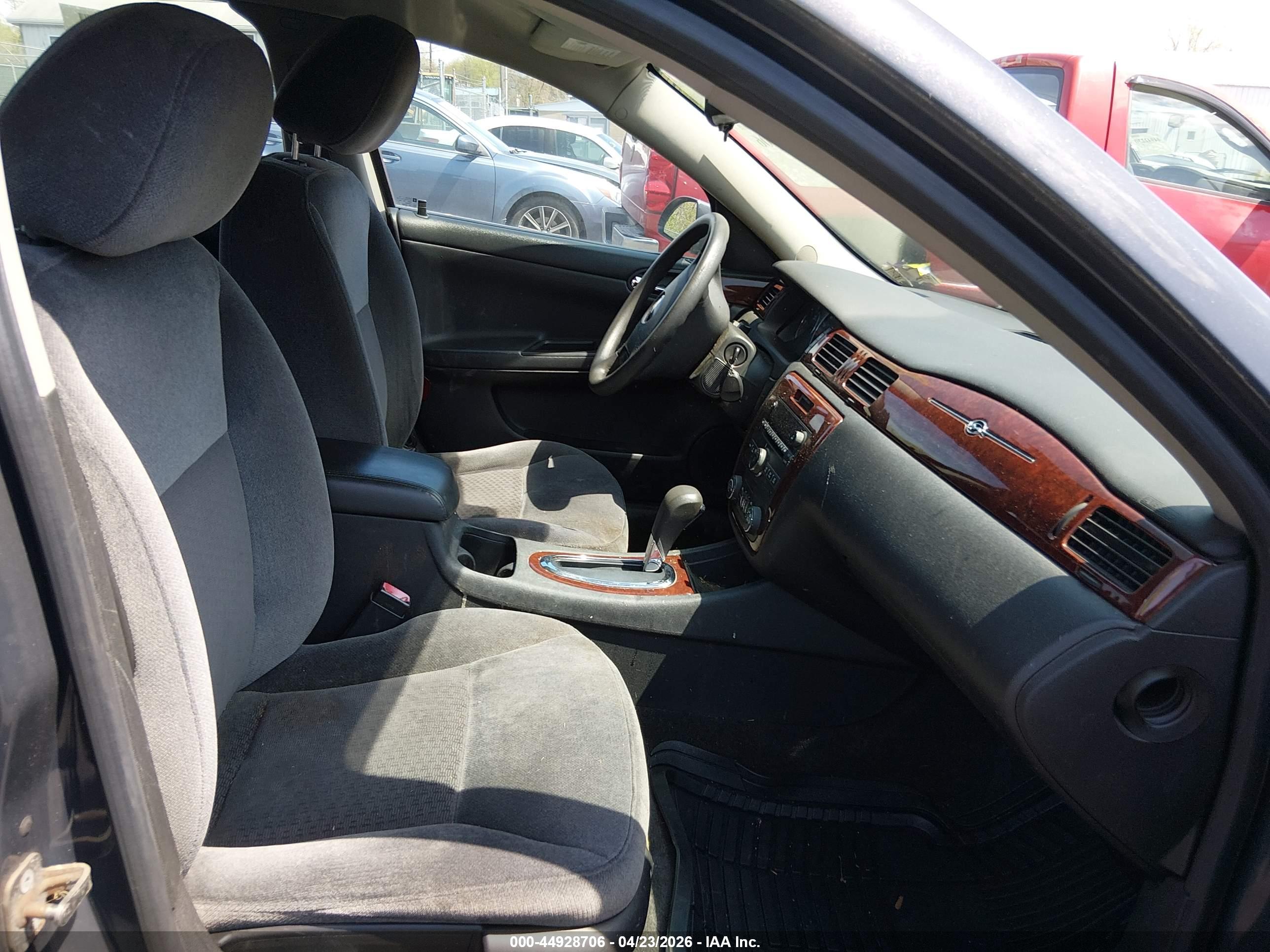 CHEVROLET IMPALA image 5